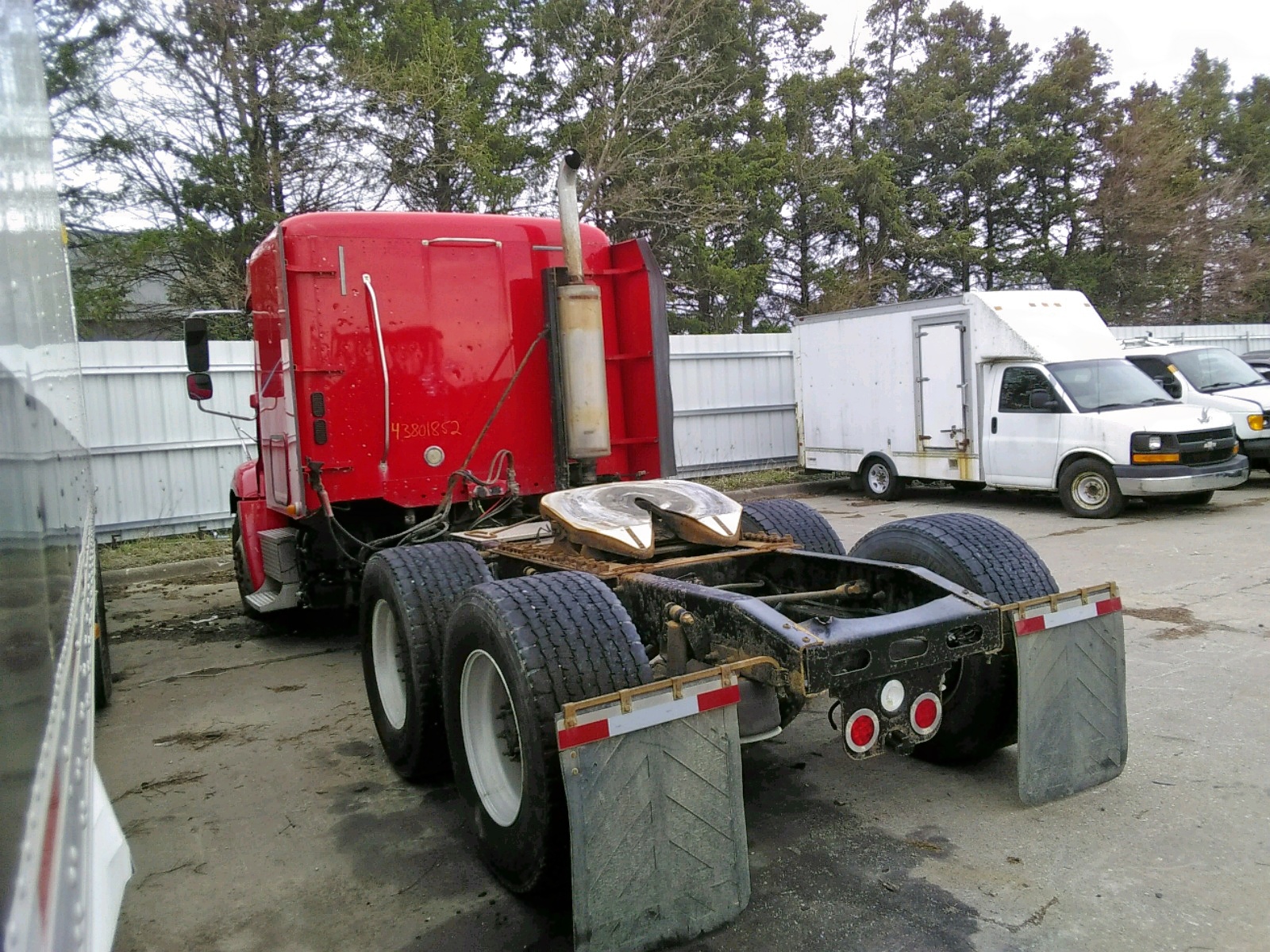 Photo 3 from auction – 2007 FREIGHTLINER COLUMBIA 1 with VIN 1FUJF0DE27LW74516