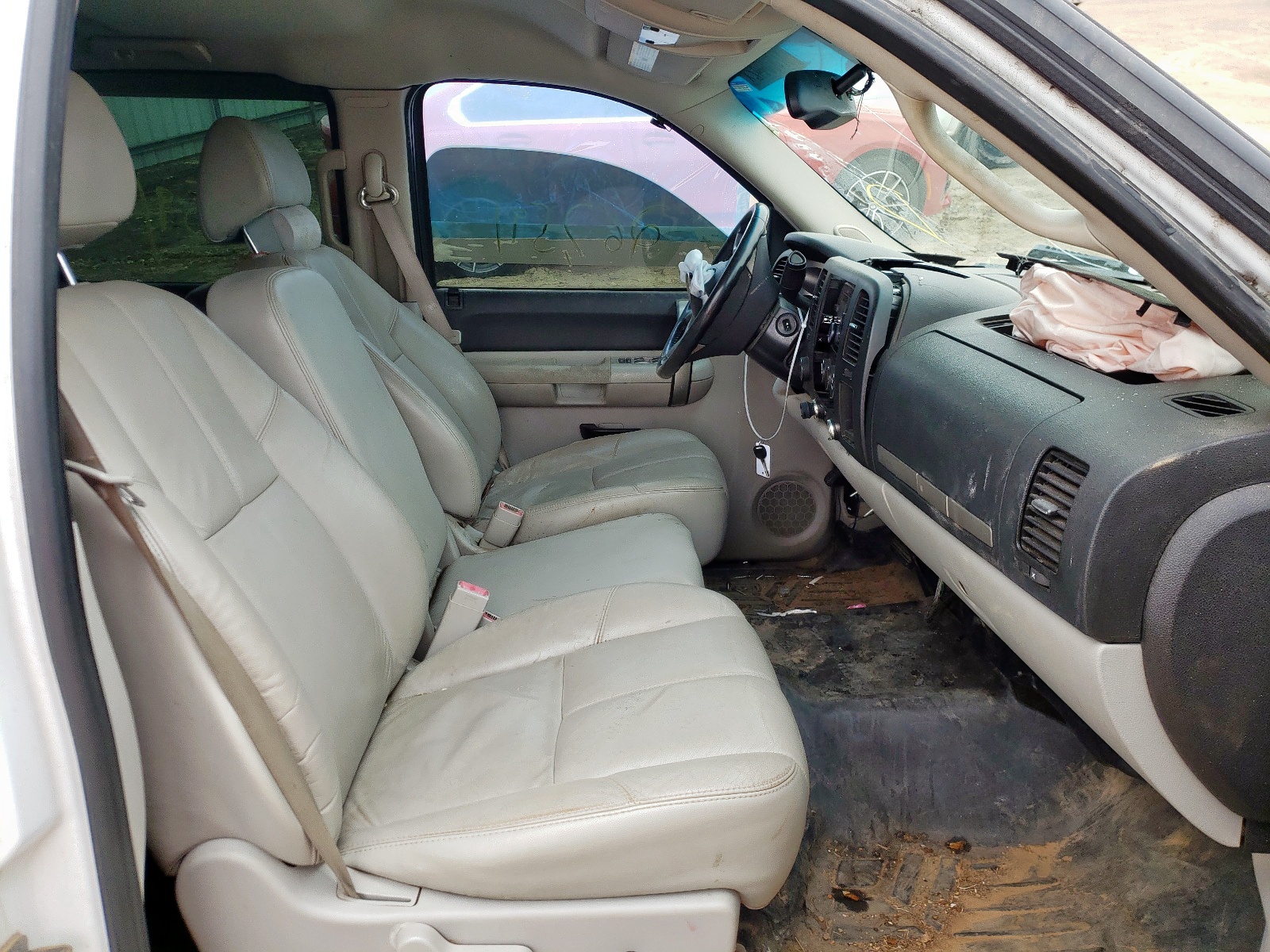 Photo 5 from auction – 2009 CHEVROLET SILVERADO with VIN 3GCEK233X9G146691
