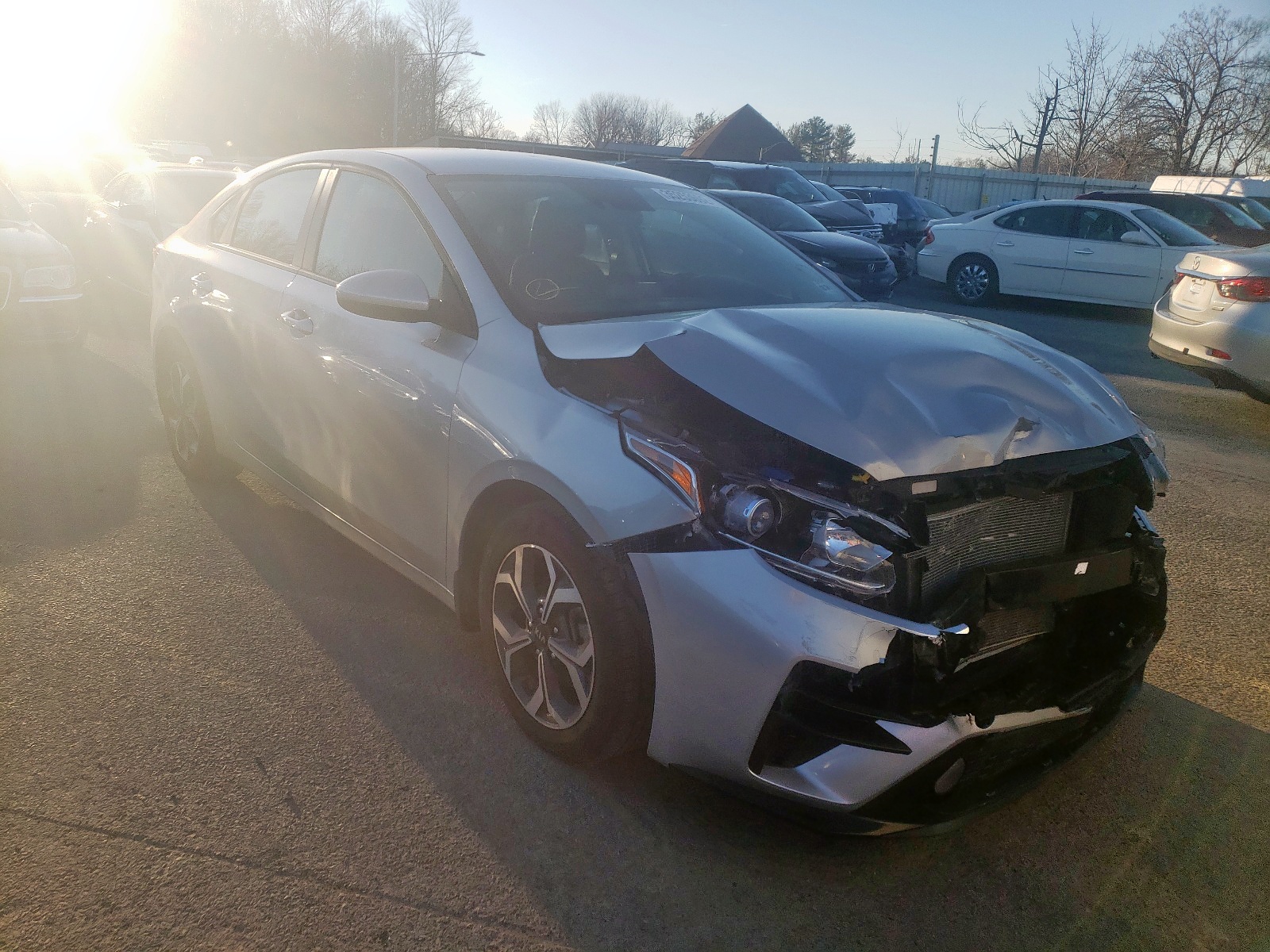 Photo 1 from auction – 2019 KIA FORTE FE with VIN 3KPF24AD6KE107173