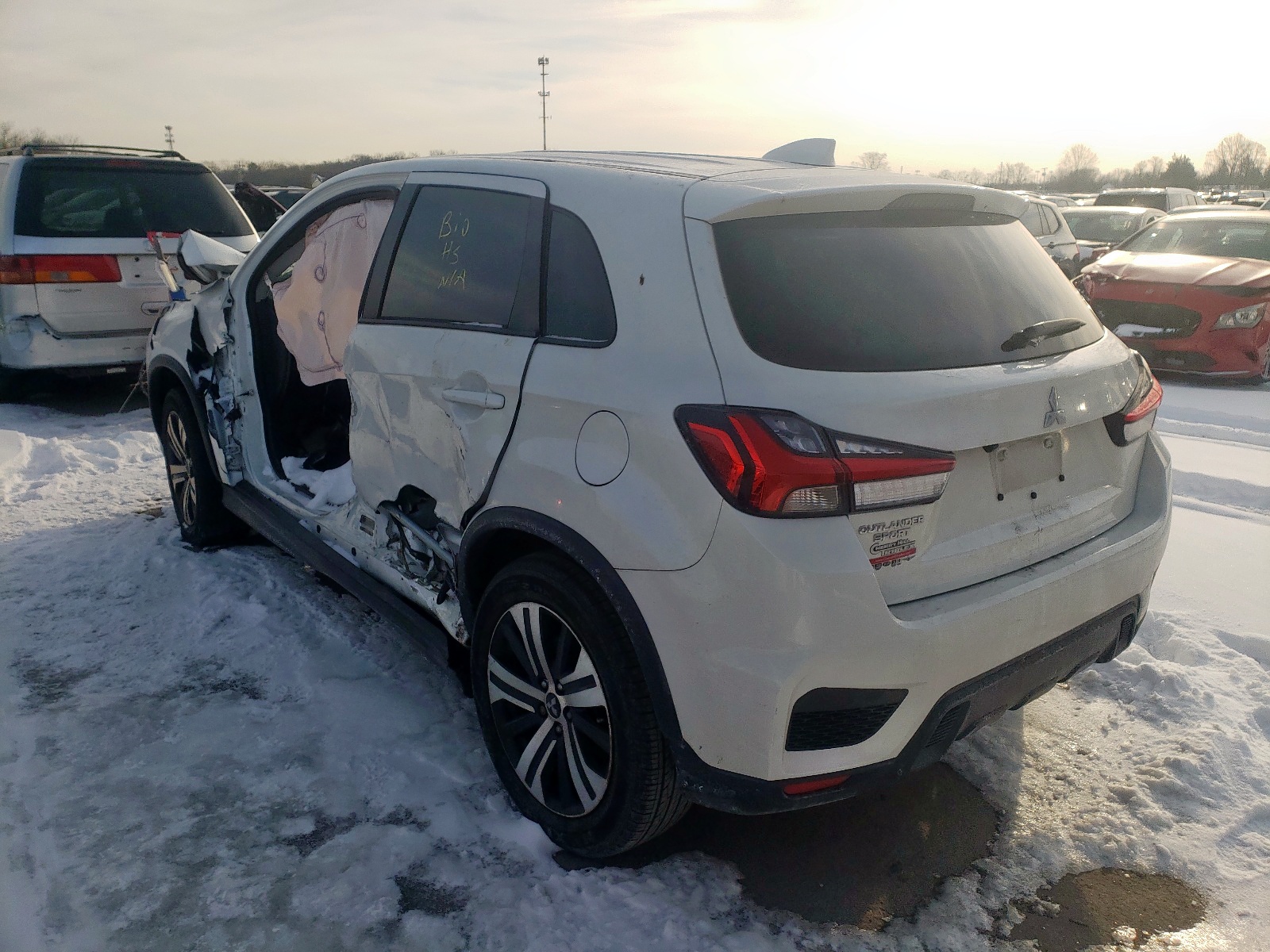 Photo 3 from auction – 2020 MITSUBISHI OUTLANDER with VIN JA4AP3AU6LU008517