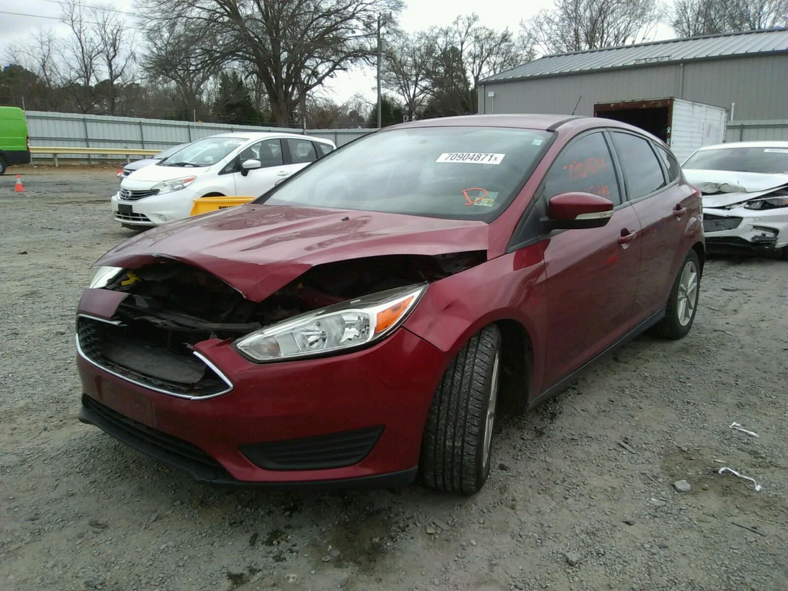 Photo 2 from auction – 2017 FORD FOCUS SE with VIN 1FADP3K28HL274690