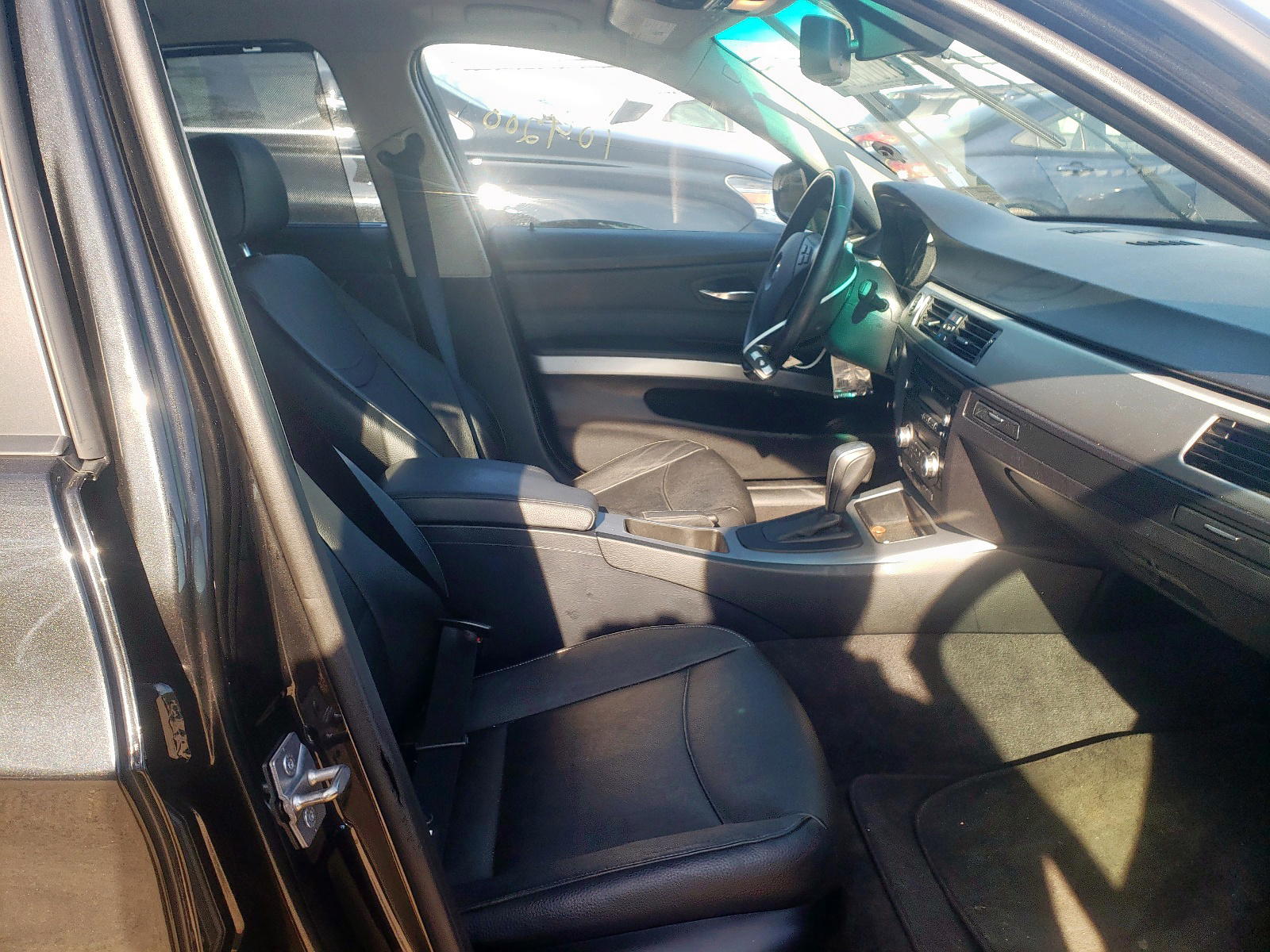 Photo 5 from auction – 2011 BMW 328 XI with VIN WBAPK7C54BF083390