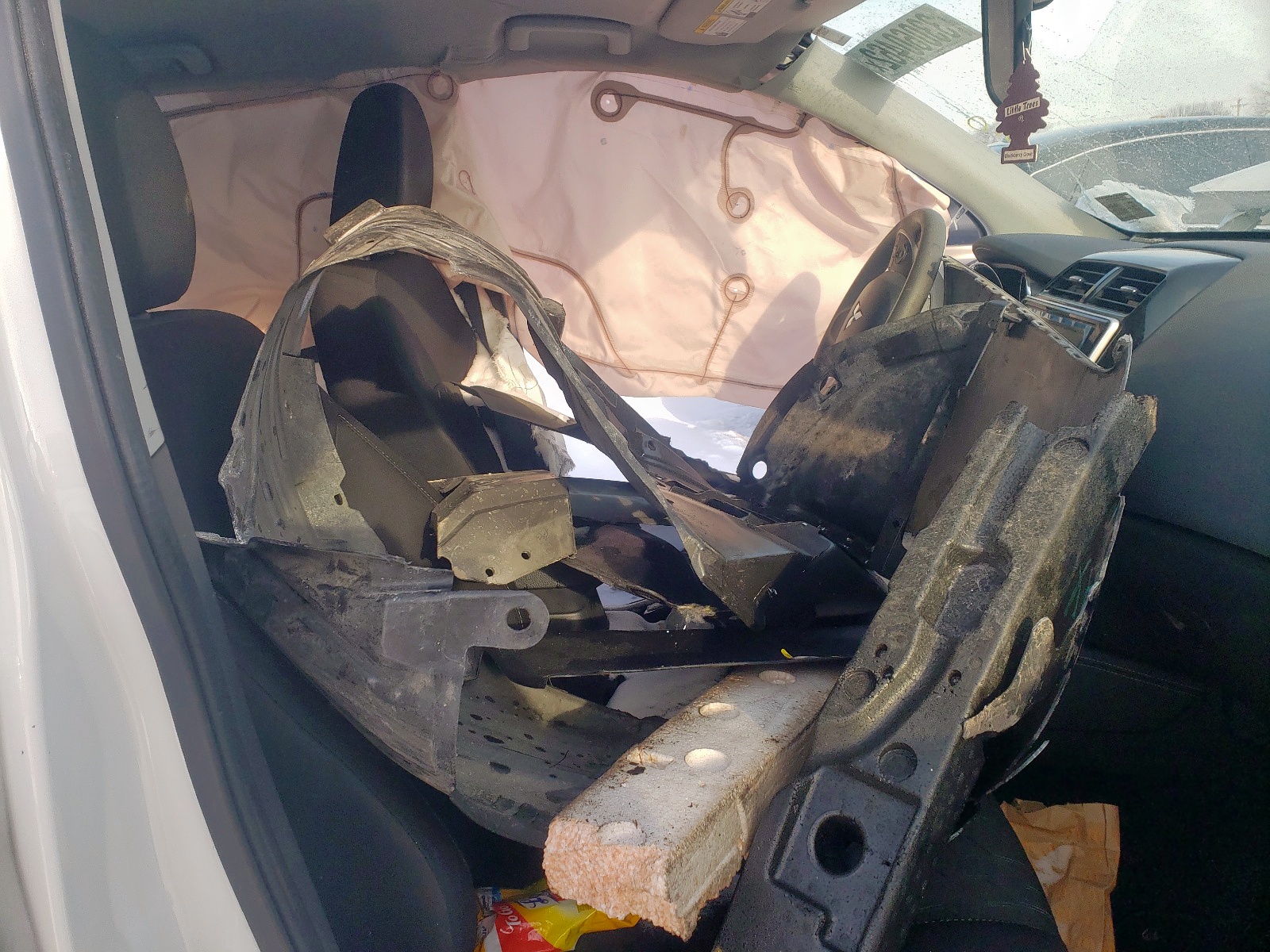 Photo 5 from auction – 2020 MITSUBISHI OUTLANDER with VIN JA4AP3AU6LU008517