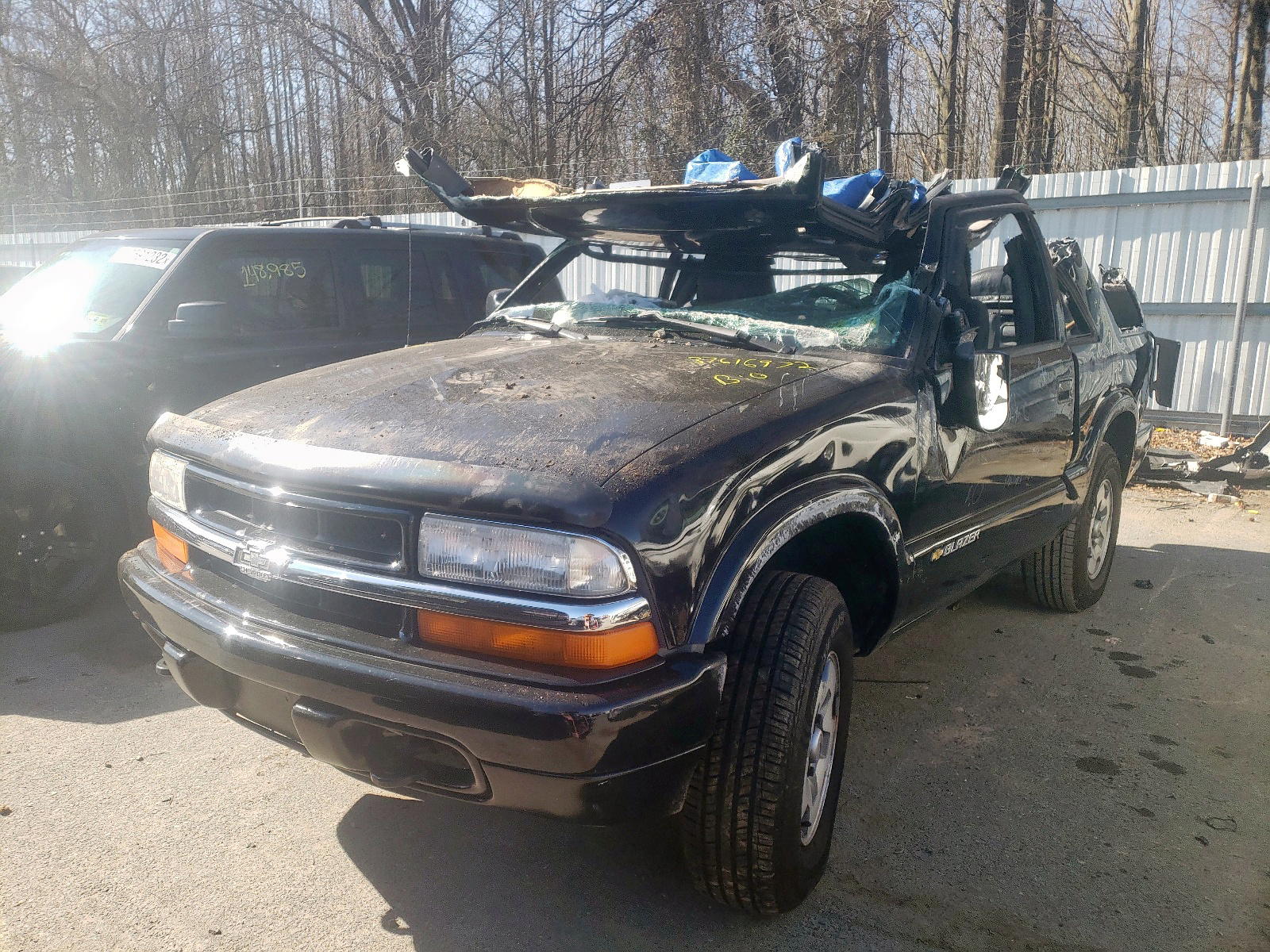 Photo 2 from auction – 2004 CHEVROLET BLAZER with VIN 1GNCT18X74K132718