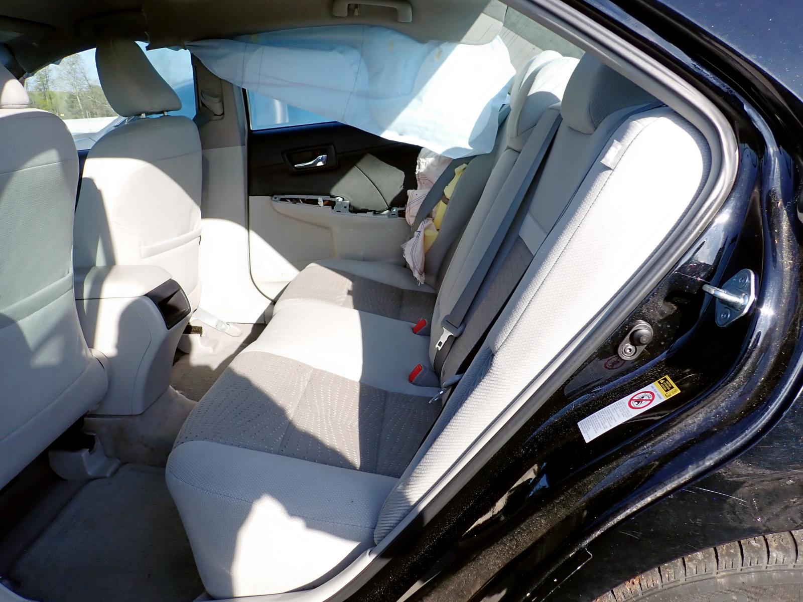 Photo 6 from auction – 2012 TOYOTA CAMRY HYBR with VIN 4T1BD1FK0CU021032