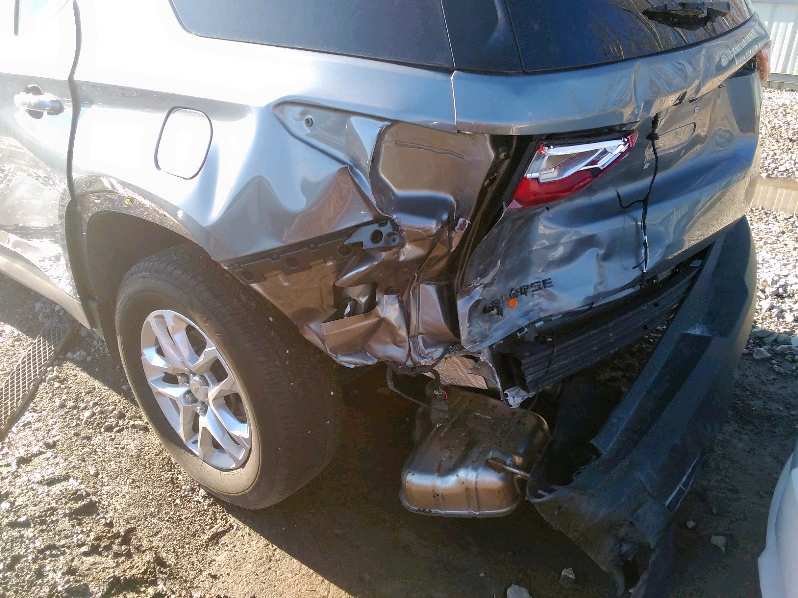 Photo 9 from auction – 2021 CHEVROLET TRAVERSE L with VIN 1GNERFKW7MJ109921