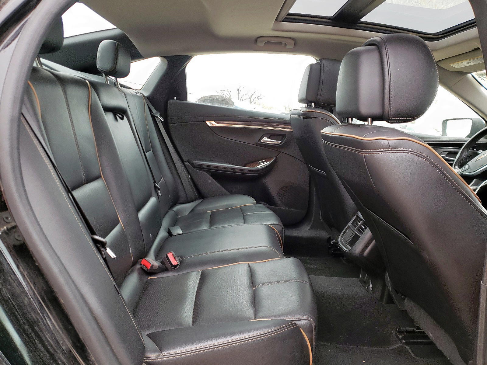 Photo 6 from auction – 2014 CHEVROLET IMPALA LTZ with VIN 2G1155S34E9105950