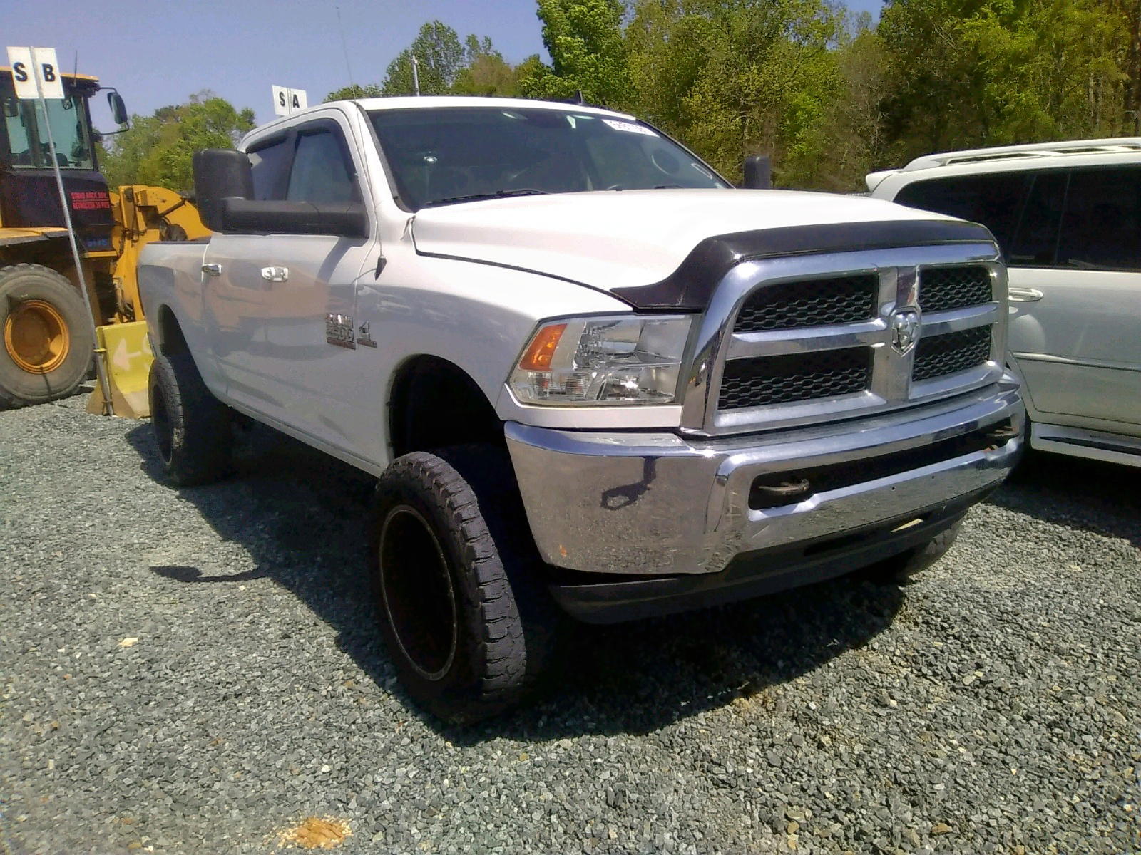 RAM 2500 SLT 2016 with VIN 3C6UR5DL7GG284832 - Photo from auction