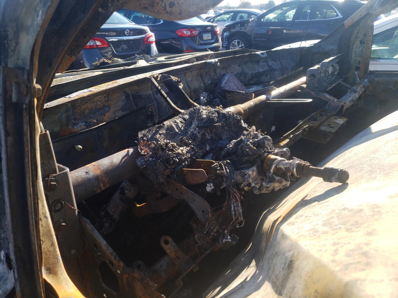 Photo 8 from auction – 2003 FORD EXCURSION with VIN 1FMSU43PX3ED40675