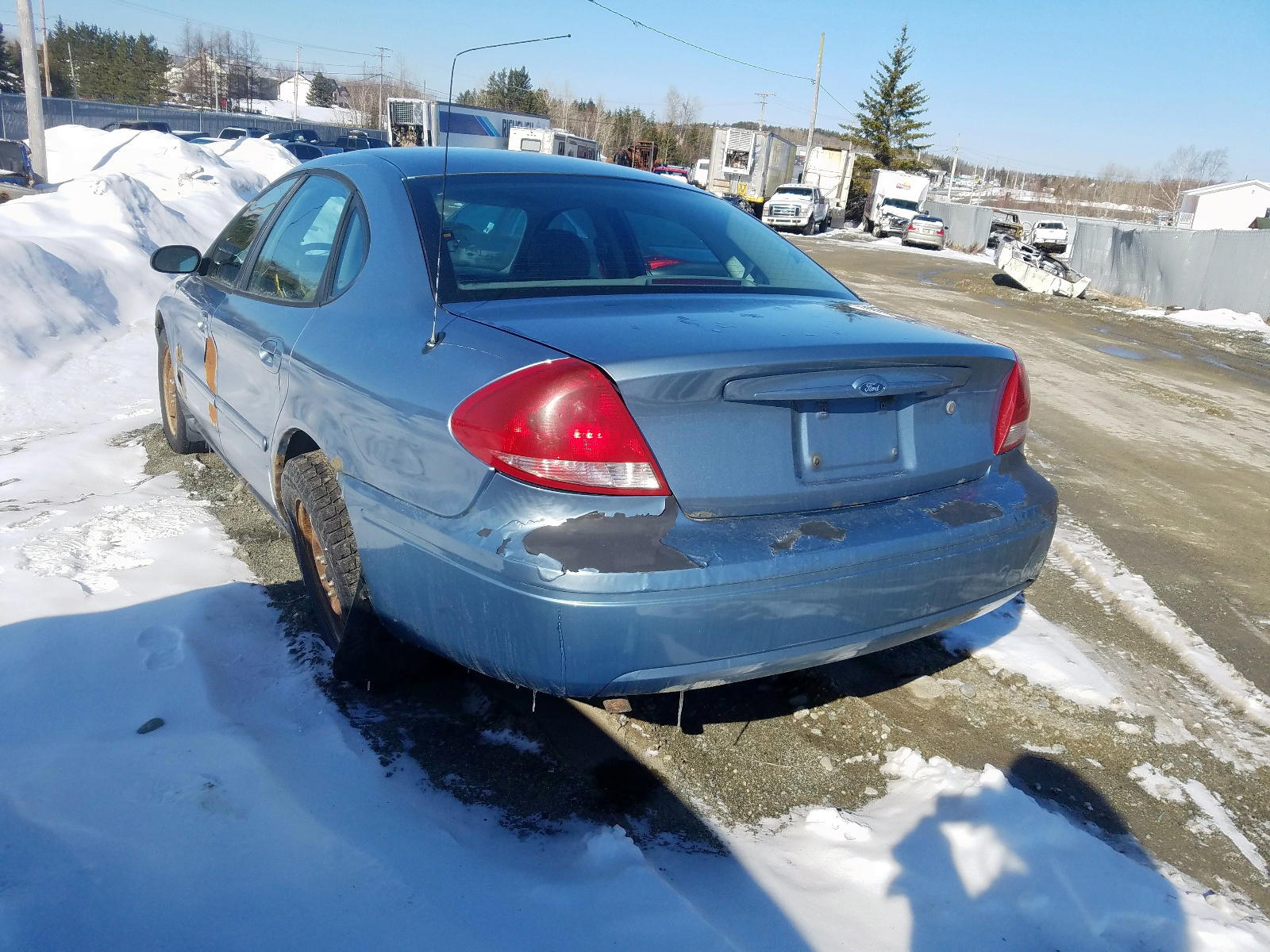 Photo 3 from auction – 2007 FORD TAURUS SE with VIN 1FAFP53U47A120203