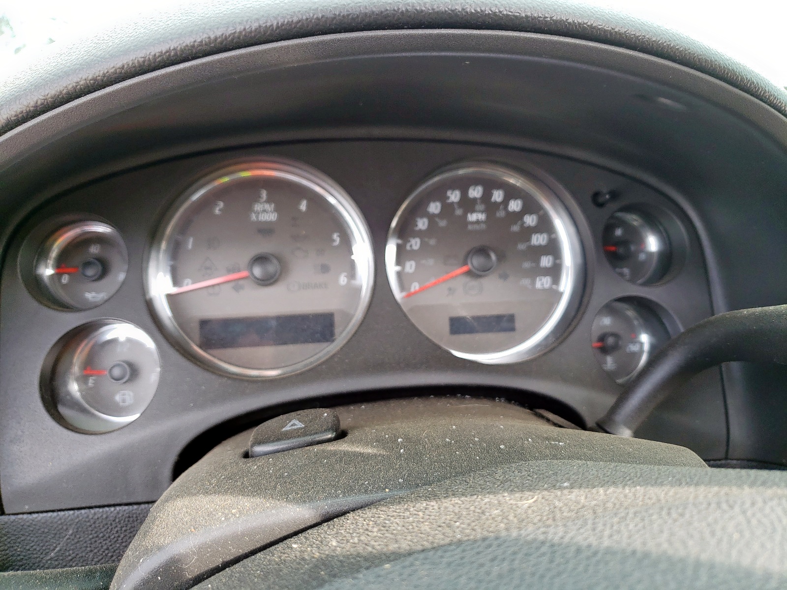 Photo 8 from auction – 2007 GMC YUKON DENA with VIN 1GKFK63897J236504