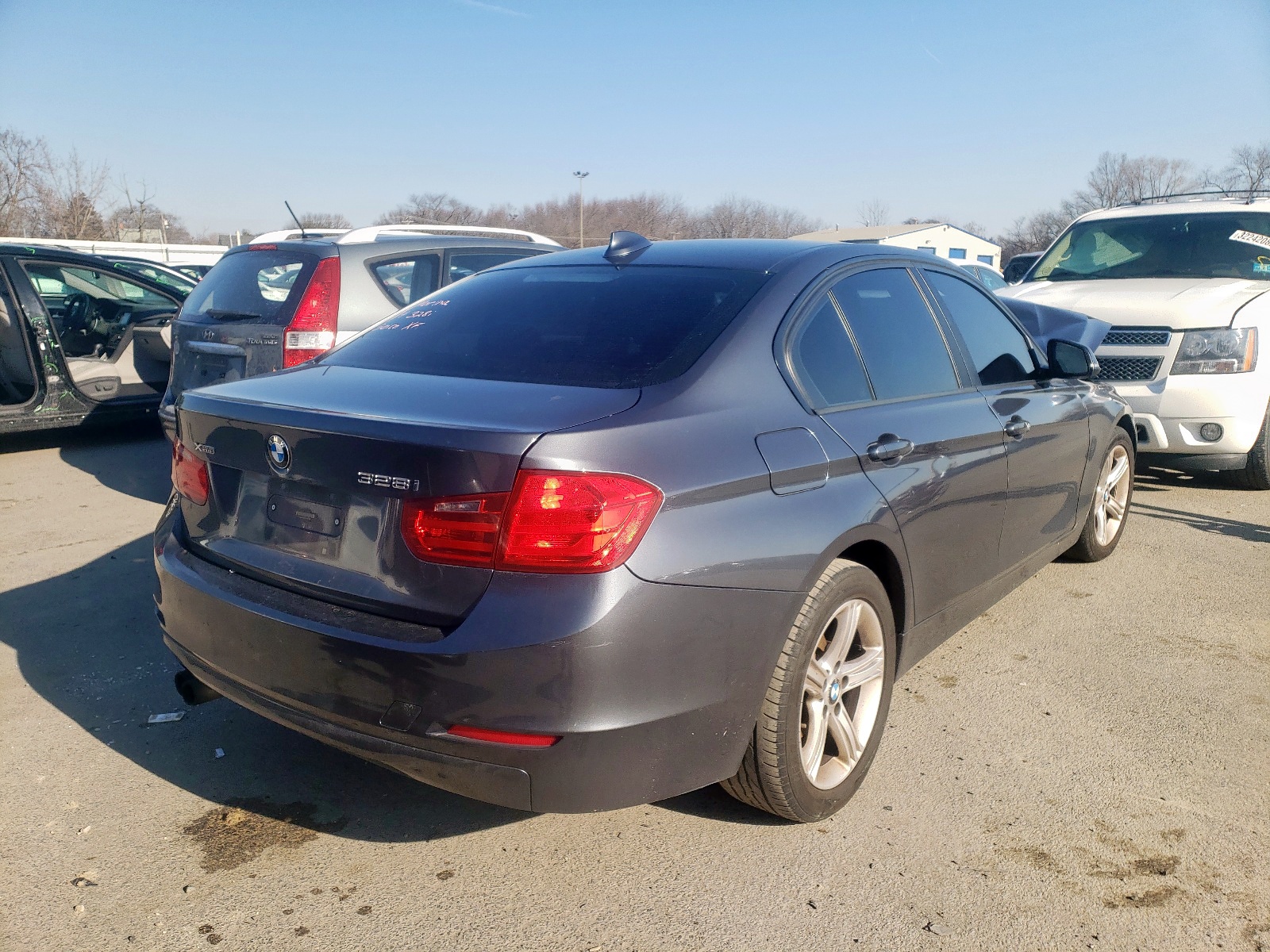 Photo 4 from auction – 2014 BMW 328 XI SUL with VIN WBA3B5C53EF958756