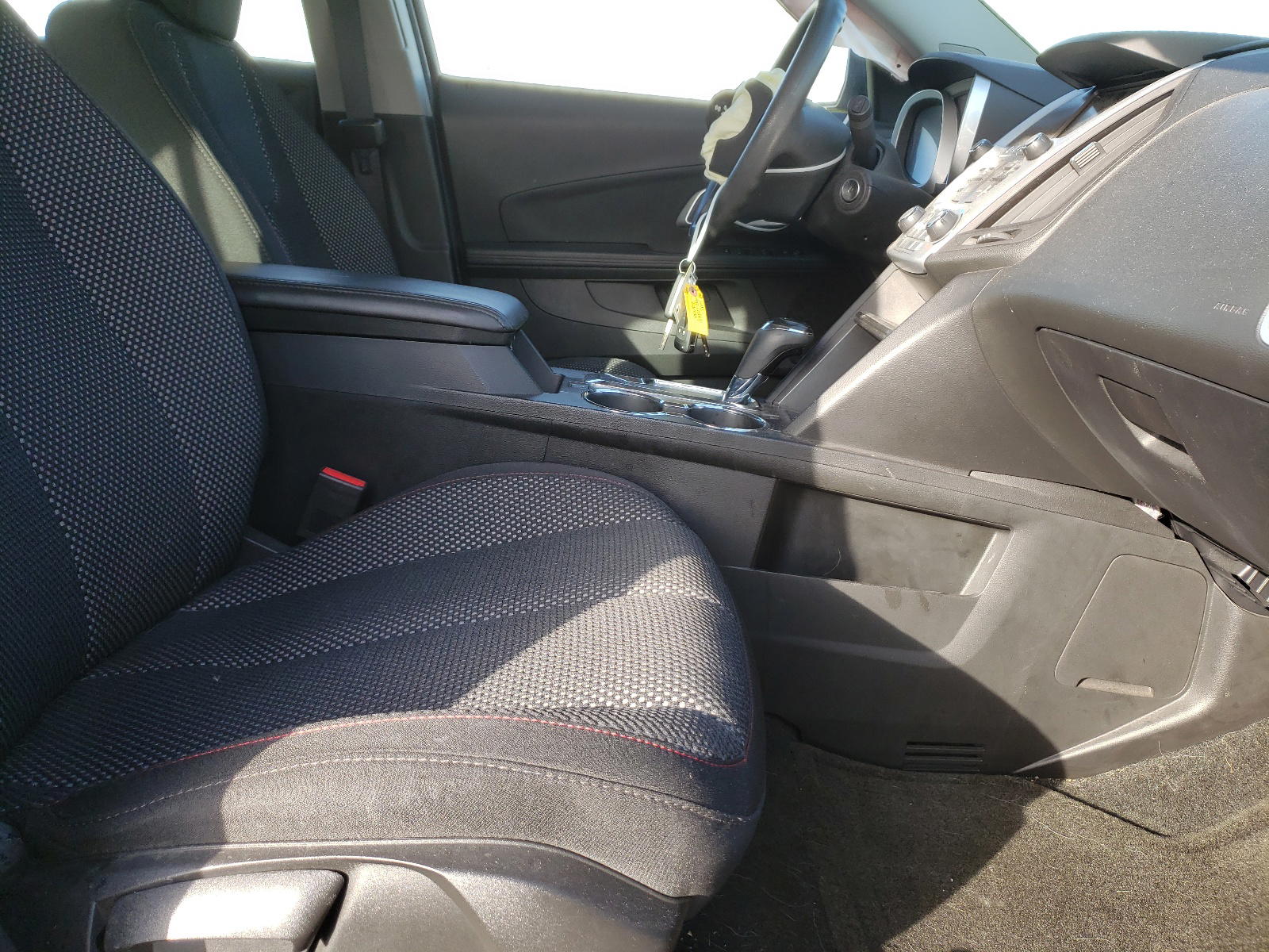 Photo 5 from auction – 2017 CHEVROLET EQUINOX LS with VIN 2GNFLEEK9H6217646