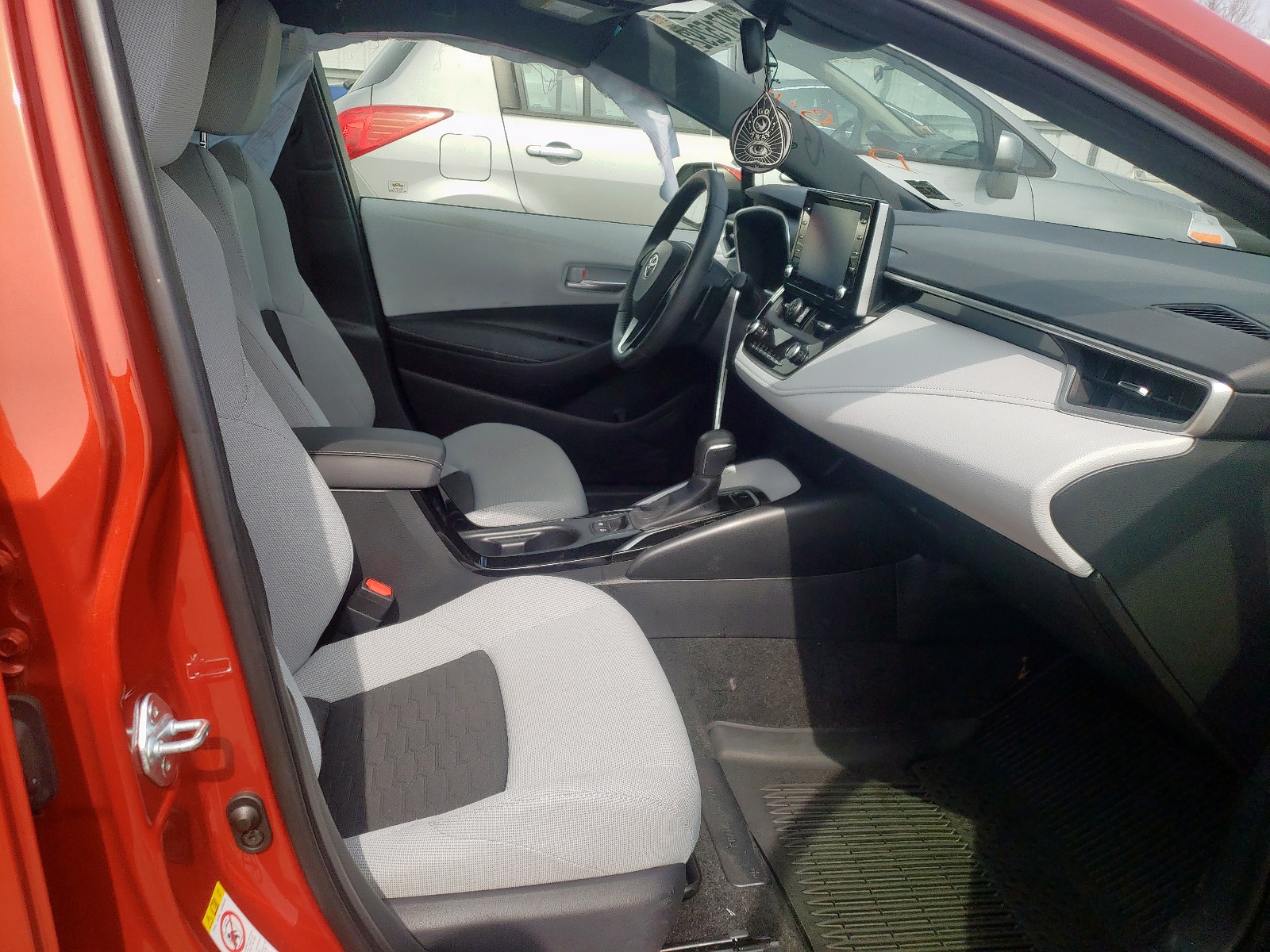 Photo 5 from auction – 2019 TOYOTA COROLLA SE with VIN JTNK4RBEXK3004886