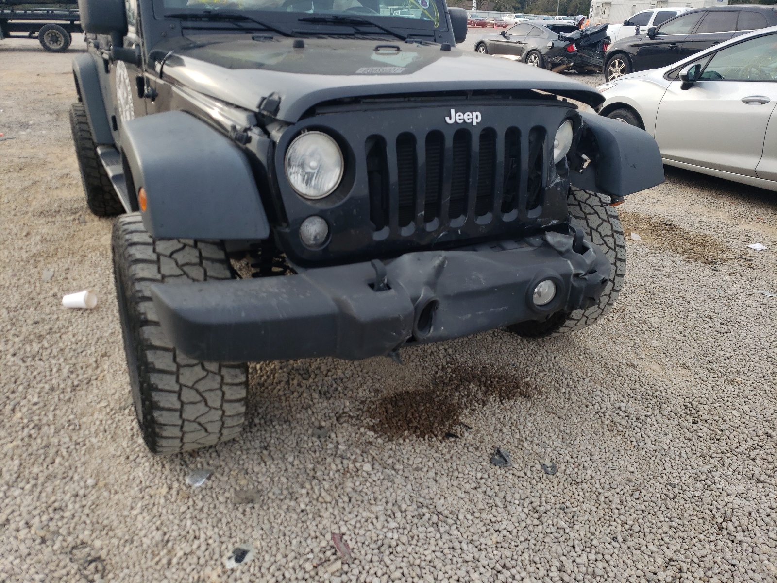 Photo 9 from auction – 2014 JEEP WRANGLER U with VIN 1C4BJWDGXEL305057
