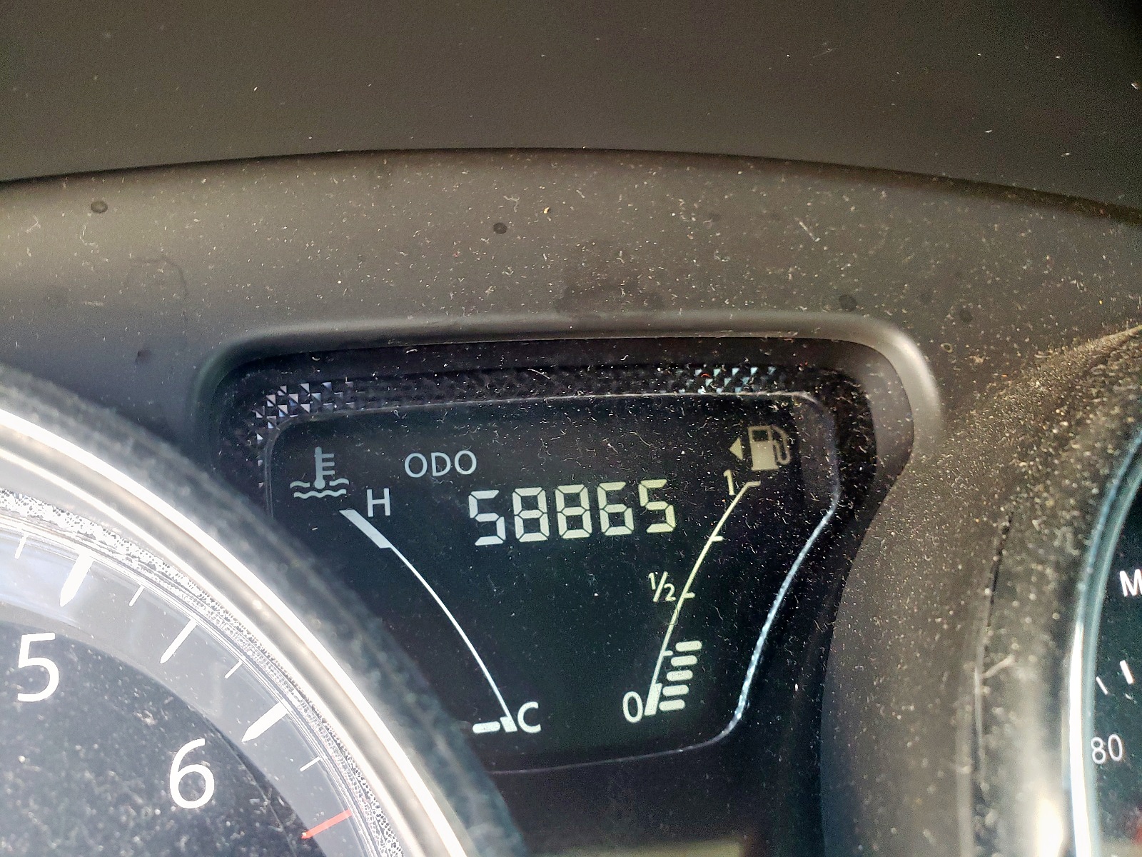 Photo 8 from auction – 2018 NISSAN VERSA S with VIN 3N1CN7AP4JL885135