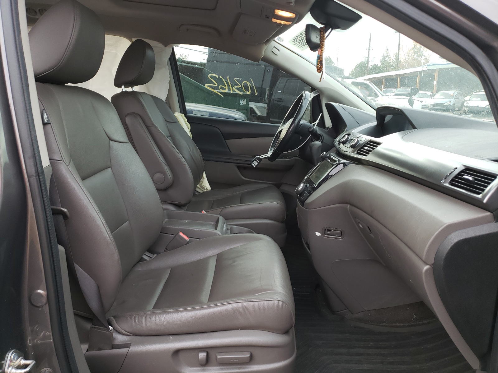Photo 5 from auction – 2014 HONDA ODYSSEY EX with VIN 5FNRL5H60EB071602