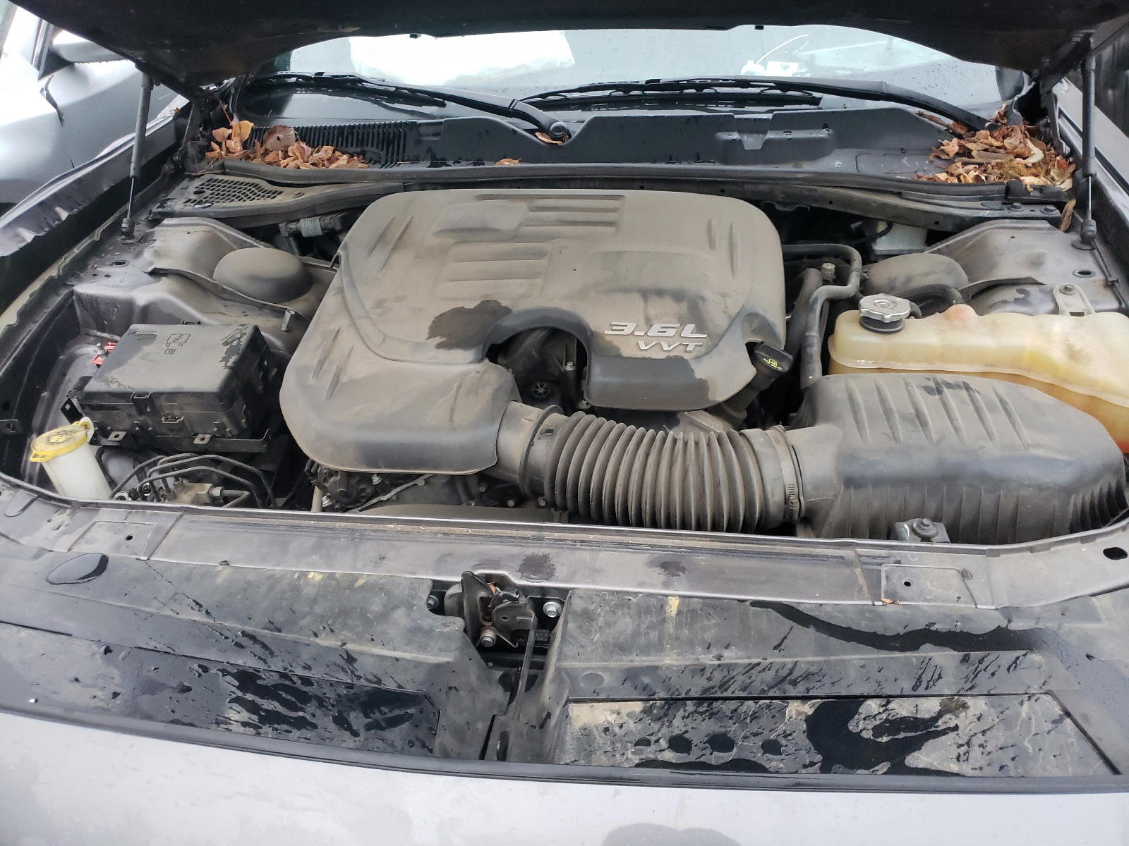 Photo 7 from auction – 2016 DODGE CHALLENGER with VIN 2C3CDZAG6GH153042
