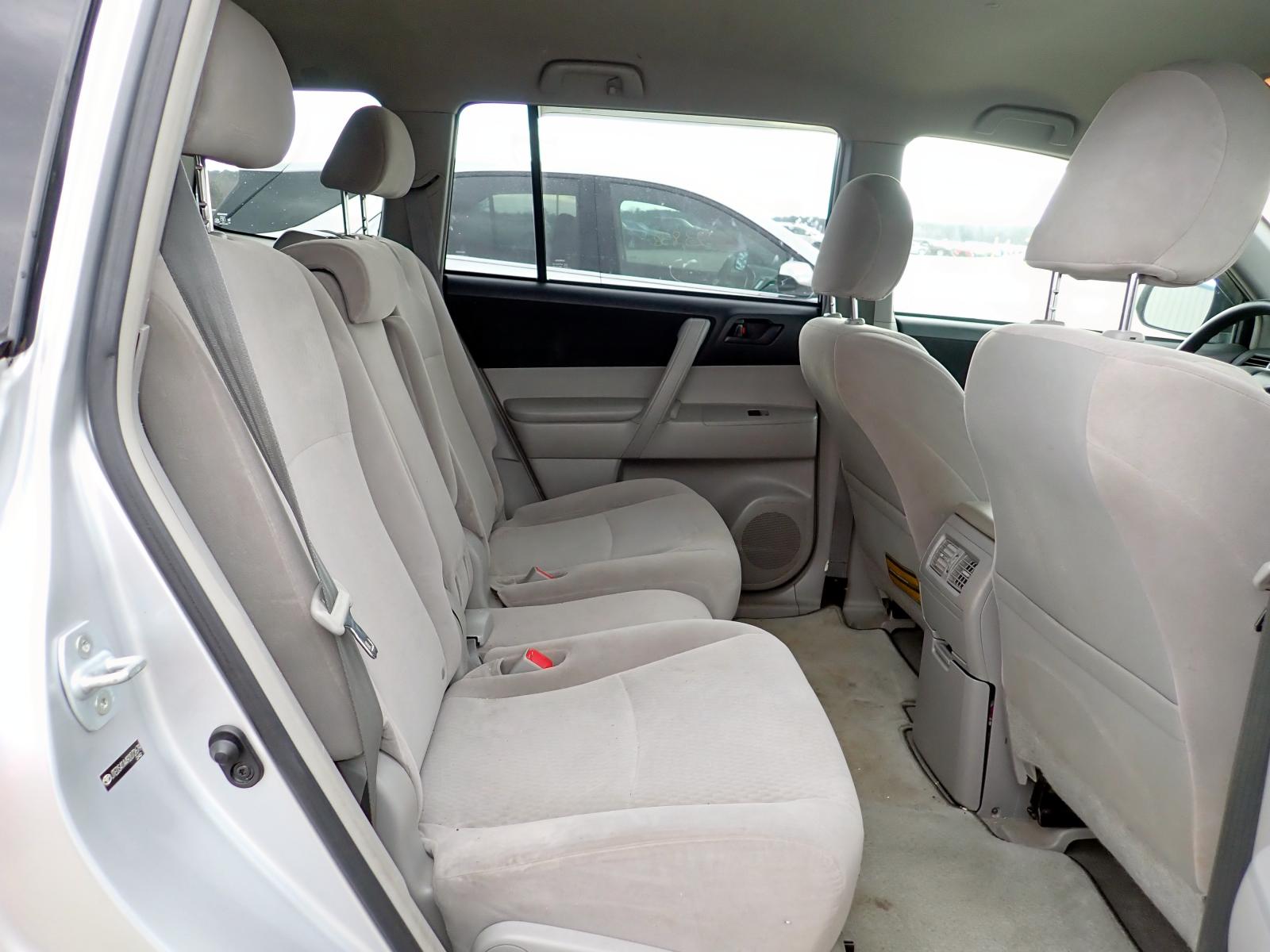 Photo 6 from auction – 2009 TOYOTA HIGHLANDER with VIN JTEDS41A492072679