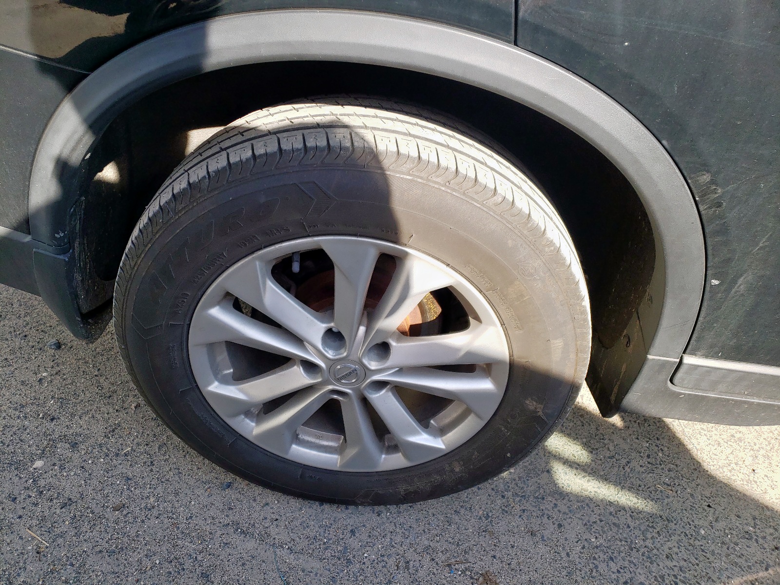 Photo 9 from auction – 2016 NISSAN ROGUE S with VIN 5N1AT2MV5GC846867