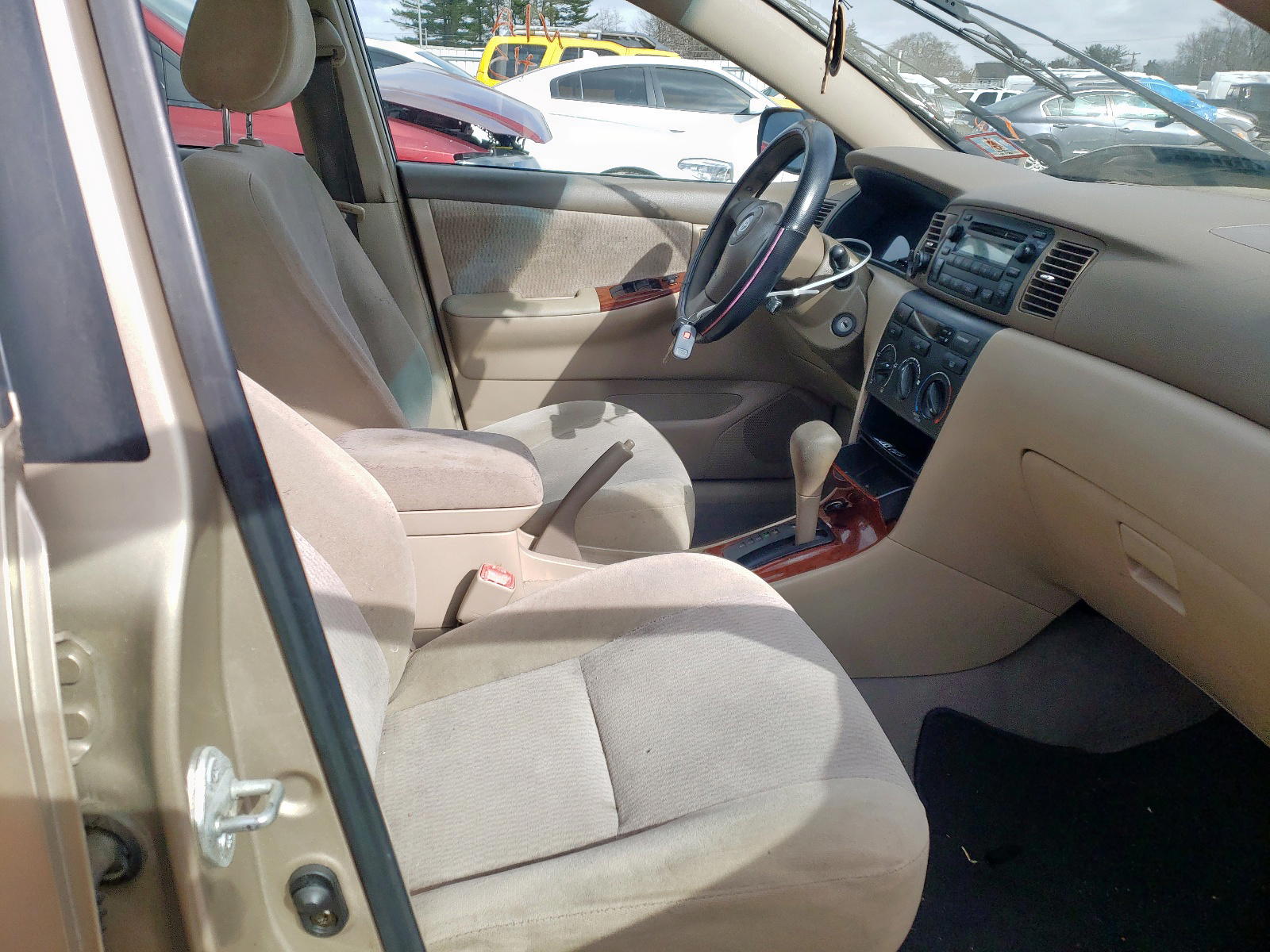 Photo 5 from auction – 2006 TOYOTA COROLLA CE with VIN 2T1BR32E96C594000