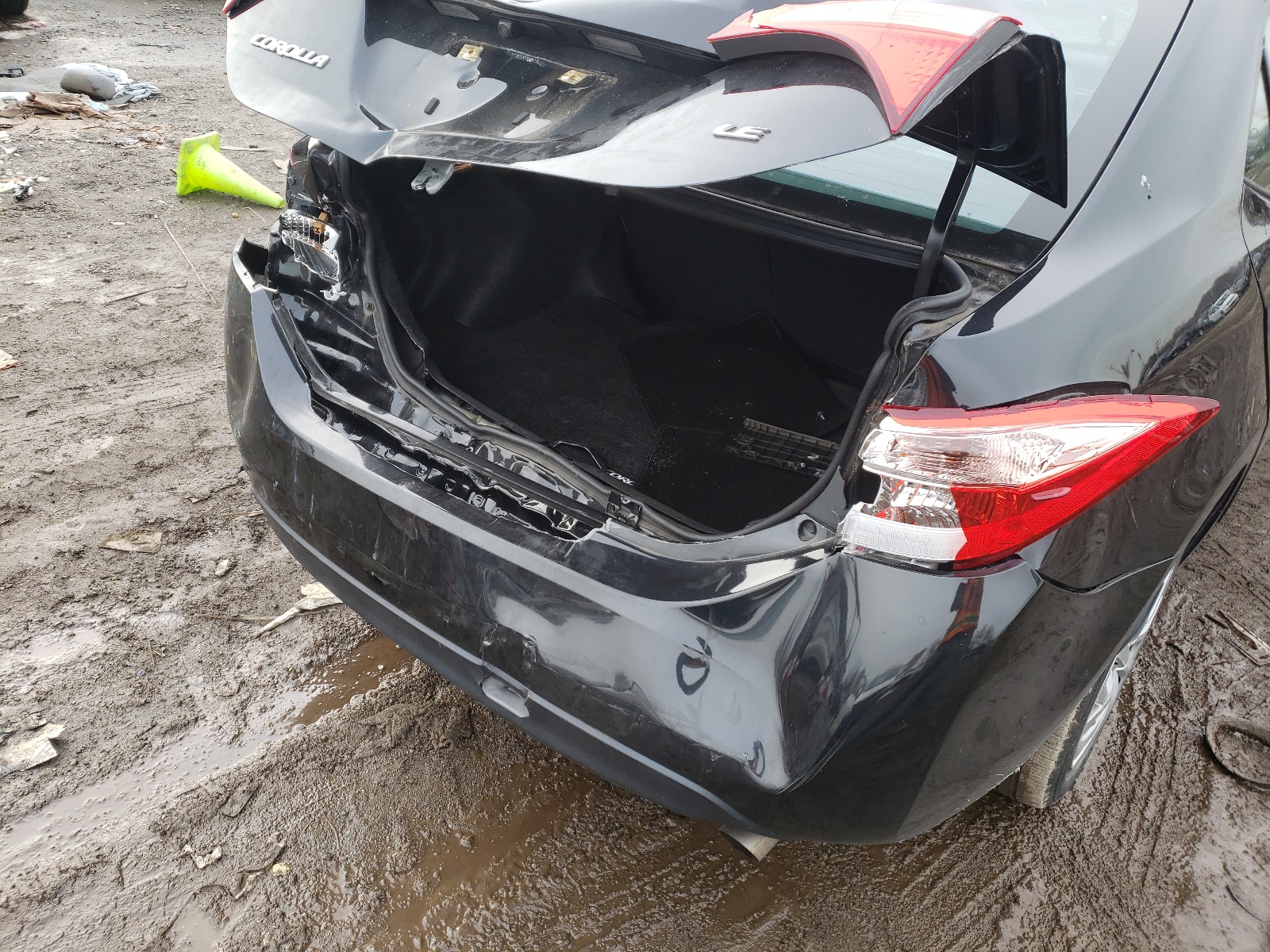 Photo 9 from auction – 2017 TOYOTA COROLLA L with VIN 2T1BURHE8HC860392