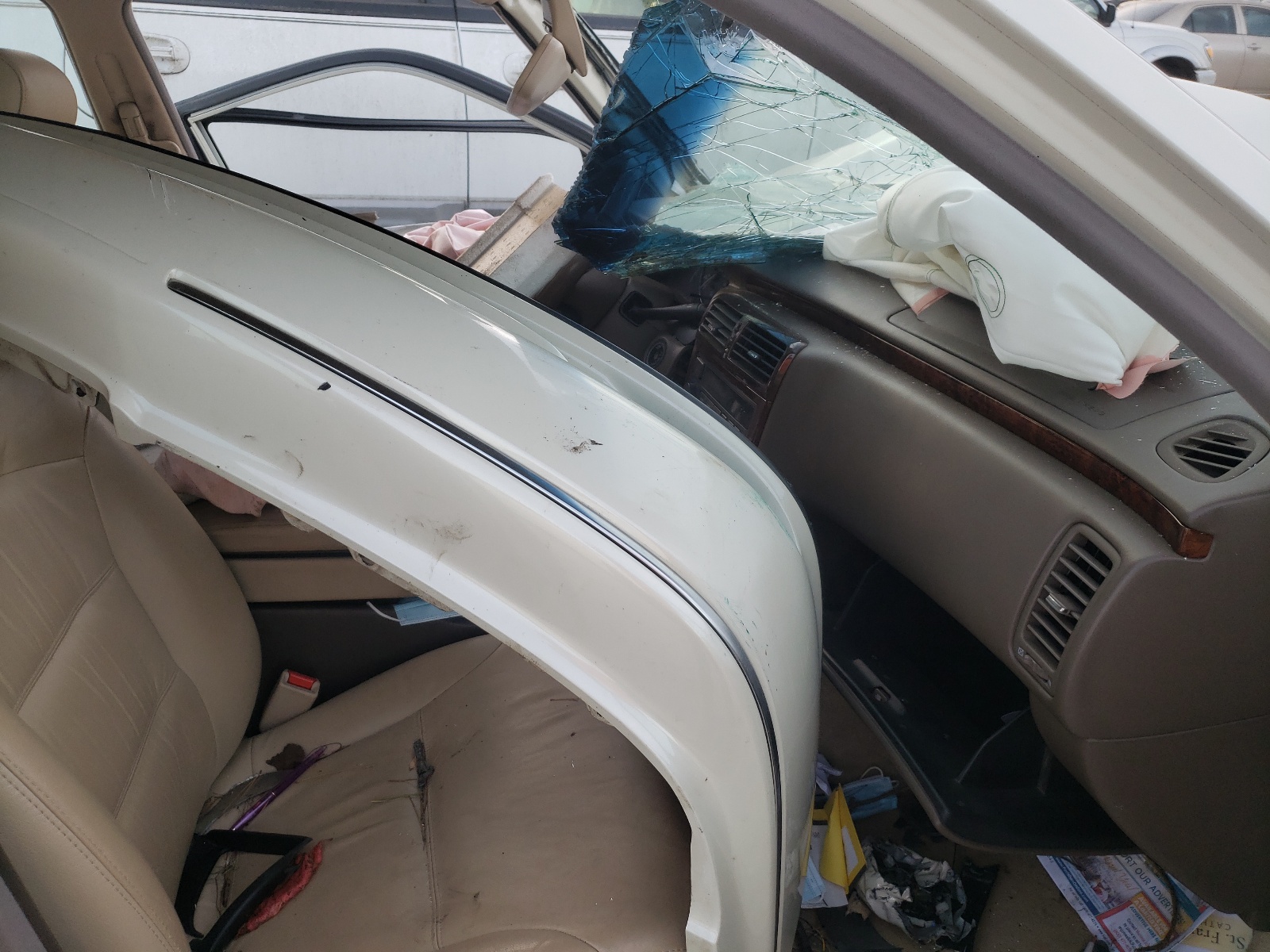 Photo 5 from auction – 1998 INFINITI Q45 BASE with VIN JNKBY31A8WM404609