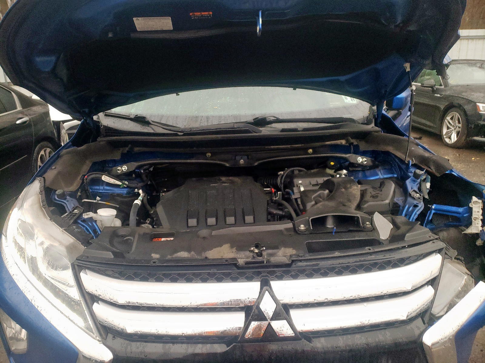 Photo 7 from auction – 2019 MITSUBISHI ECLIPSE CR with VIN JA4AT5AA0KZ014585