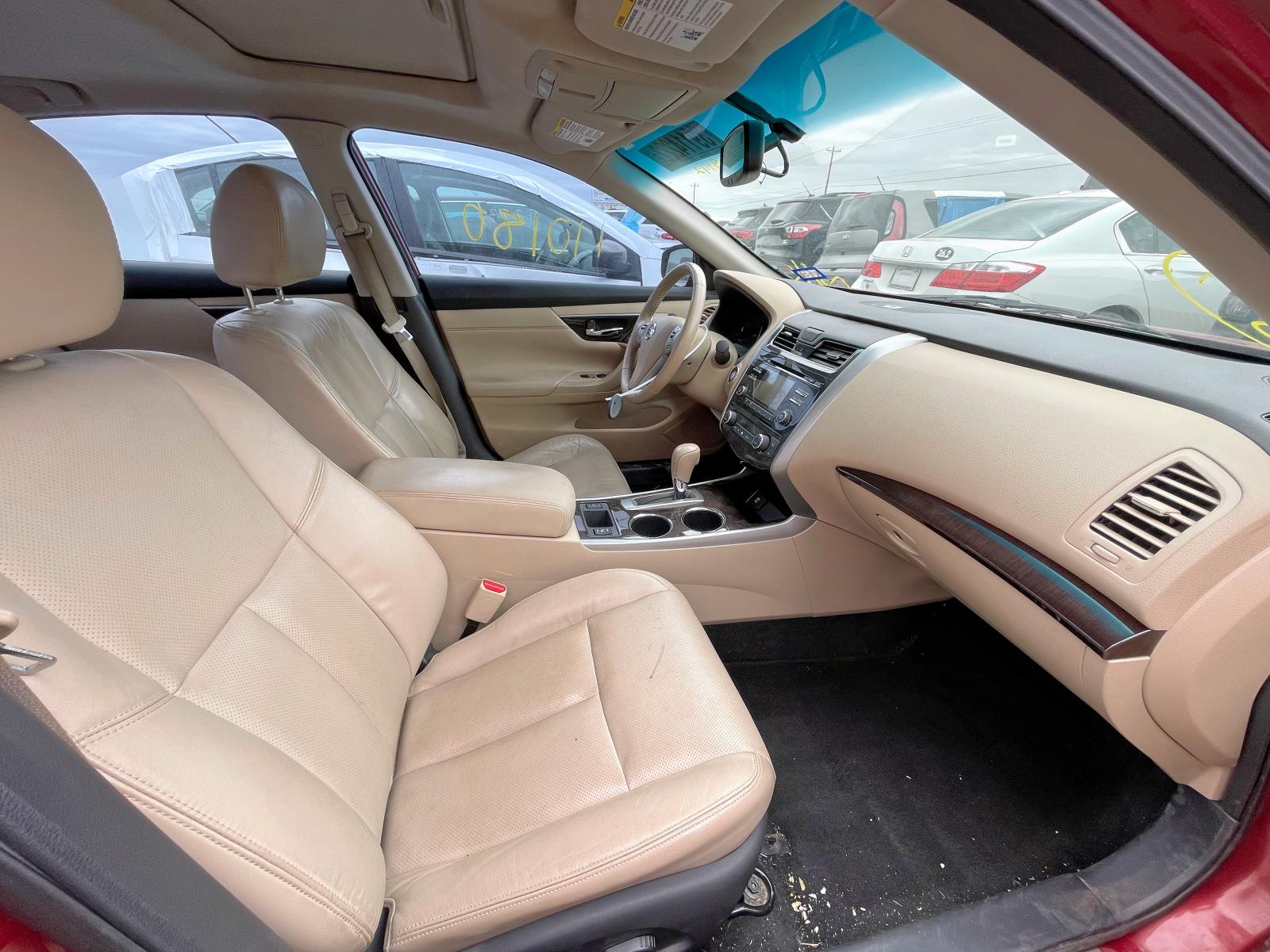 Photo 5 from auction – 2015 NISSAN ALTIMA 2.5 with VIN 1N4AL3AP2FN368142