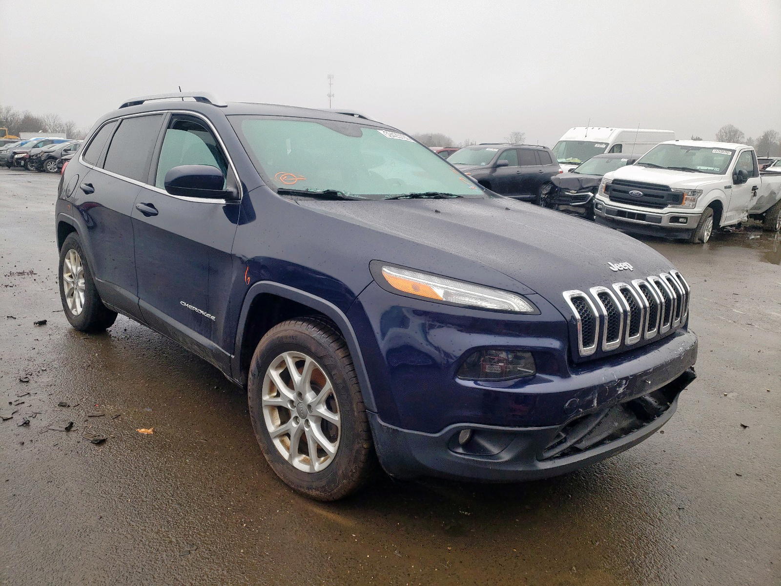 JEEP CHEROKEE L 2015 with VIN 1C4PJMCS4FW502886 - Photo from auction