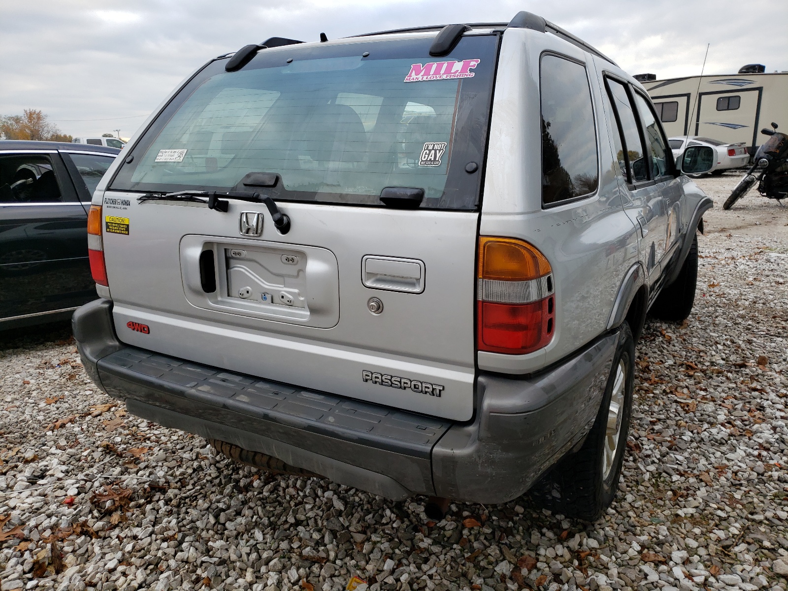Photo 4 from auction – 2000 HONDA PASSPORT with VIN 4S6DM58W3Y4413274
