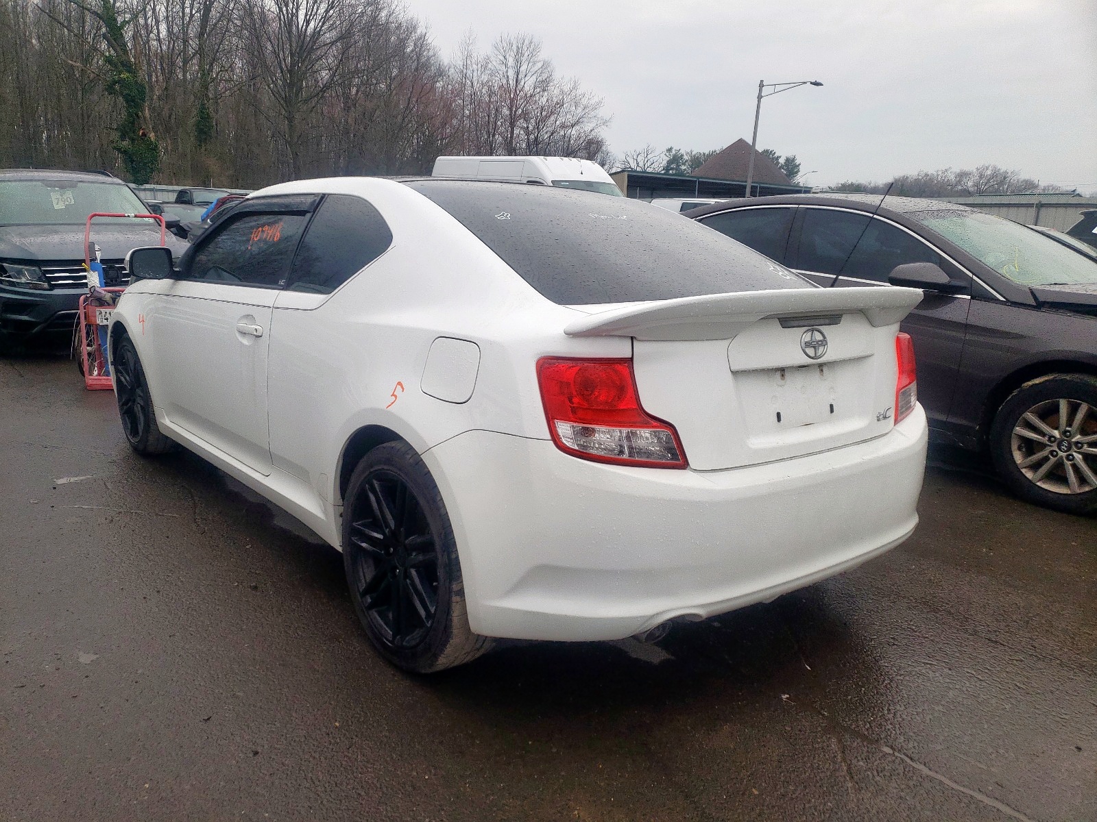 Photo 3 from auction – 2012 TOYOTA SCION TC with VIN JTKJF5C79C3034068