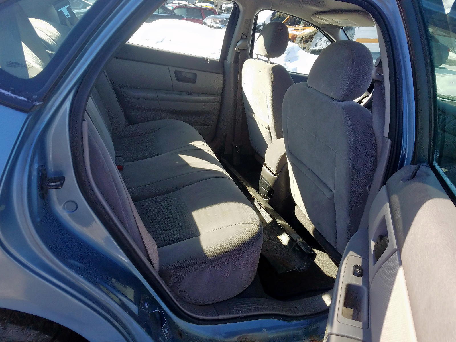 Photo 6 from auction – 2007 FORD TAURUS SE with VIN 1FAFP53U47A120203