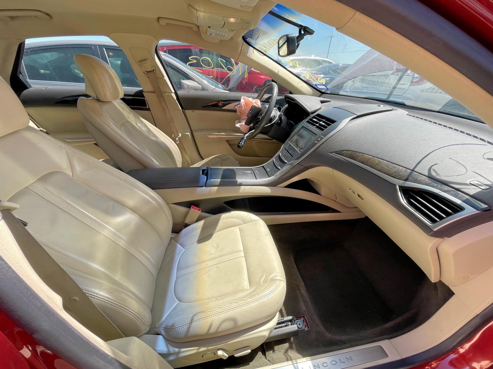 Photo 5 from auction – 2014 LINCOLN MKZ with VIN 3LN6L2G97ER810780