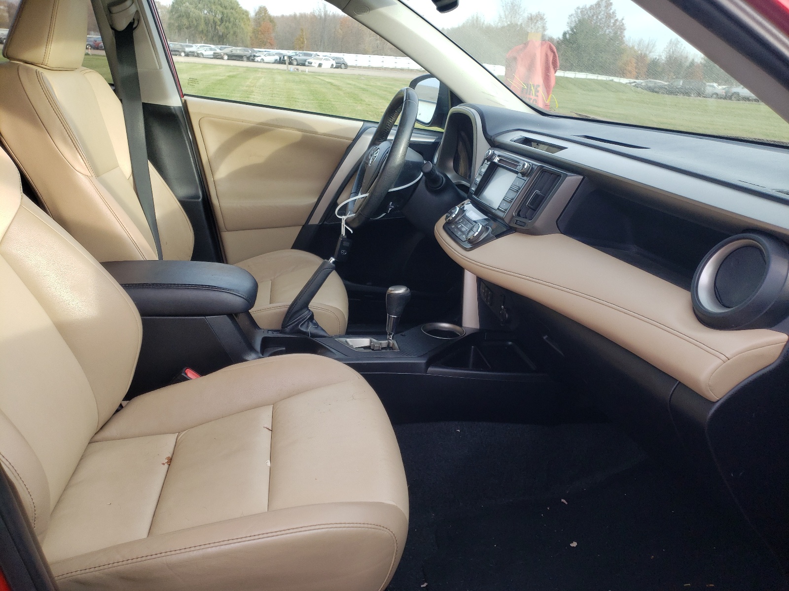 Photo 5 from auction – 2013 TOYOTA RAV4 LIMIT with VIN 2T3YFREV5DW058391