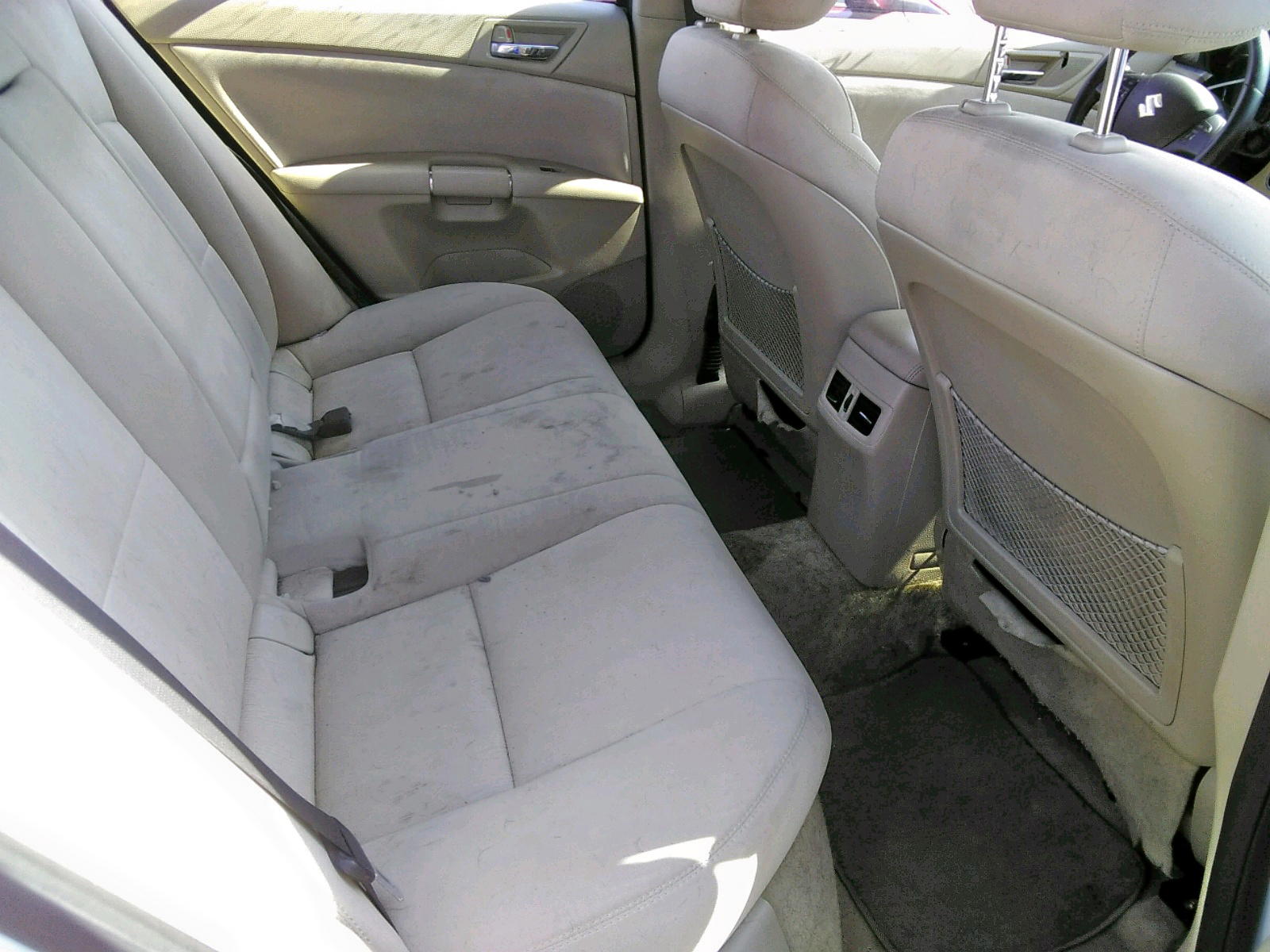 Photo 16 from auction – 2010 SUZUKI KIZASHI S with VIN JS2RF9A13A6100115