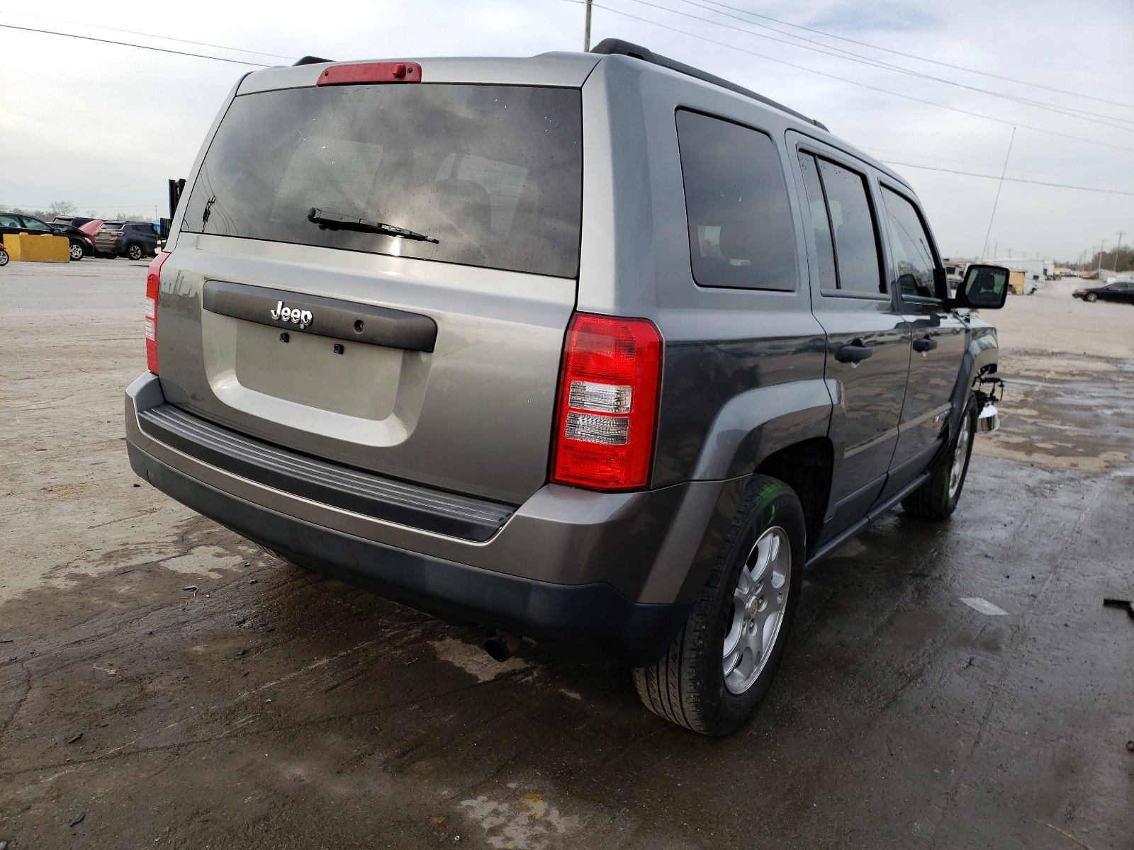 Photo 4 from auction – 2012 JEEP PATRIOT SP with VIN 1C4NJPBA9CD673755