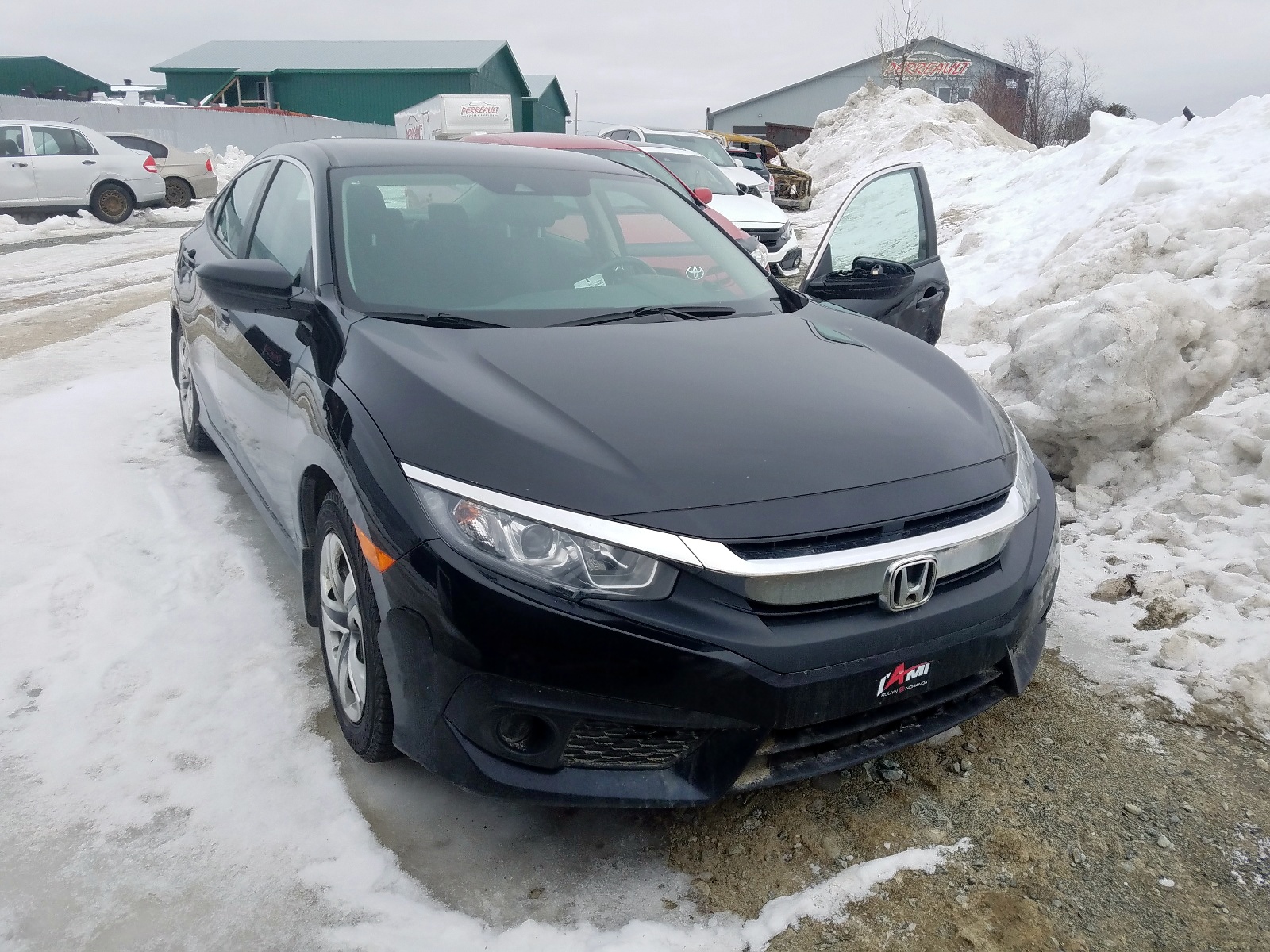 Photo 1 from auction – 2018 HONDA CIVIC LX with VIN 2HGFC2F60JH010096