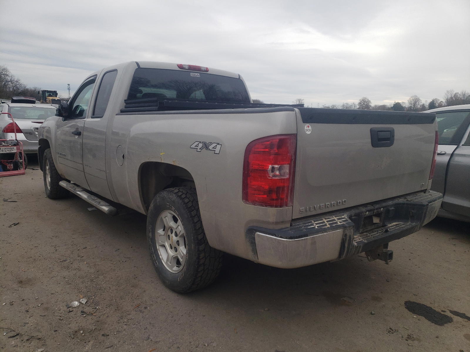 Photo 3 from auction – 2008 CHEVROLET SILVERADO with VIN 1GCEK19J08E196876