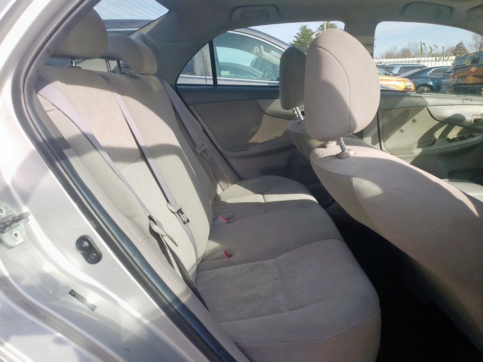 Zdjęcie 6 z aukcji – 2009 TOYOTA COROLLA BA z VIN 2T1BU40E69C010700