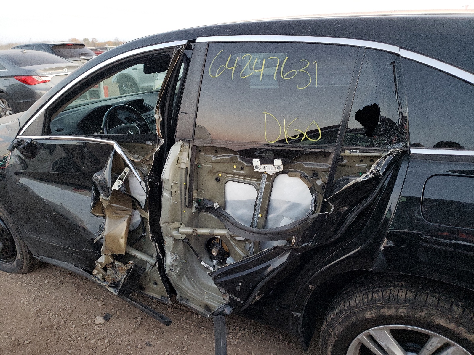 Photo 9 from auction – 2013 ACURA RDX with VIN 5J8TB4H32DL000567