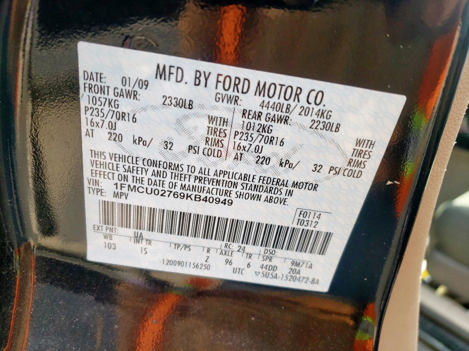 Photo 10 from auction – 2009 FORD ESCAPE XLS with VIN 1FMCU02769KB40949