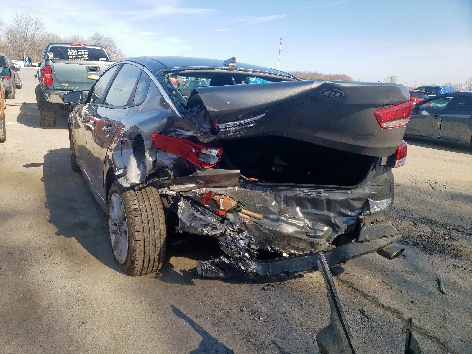 Photo 3 from auction – 2016 KIA OPTIMA LX with VIN 5XXGT4L35GG050615