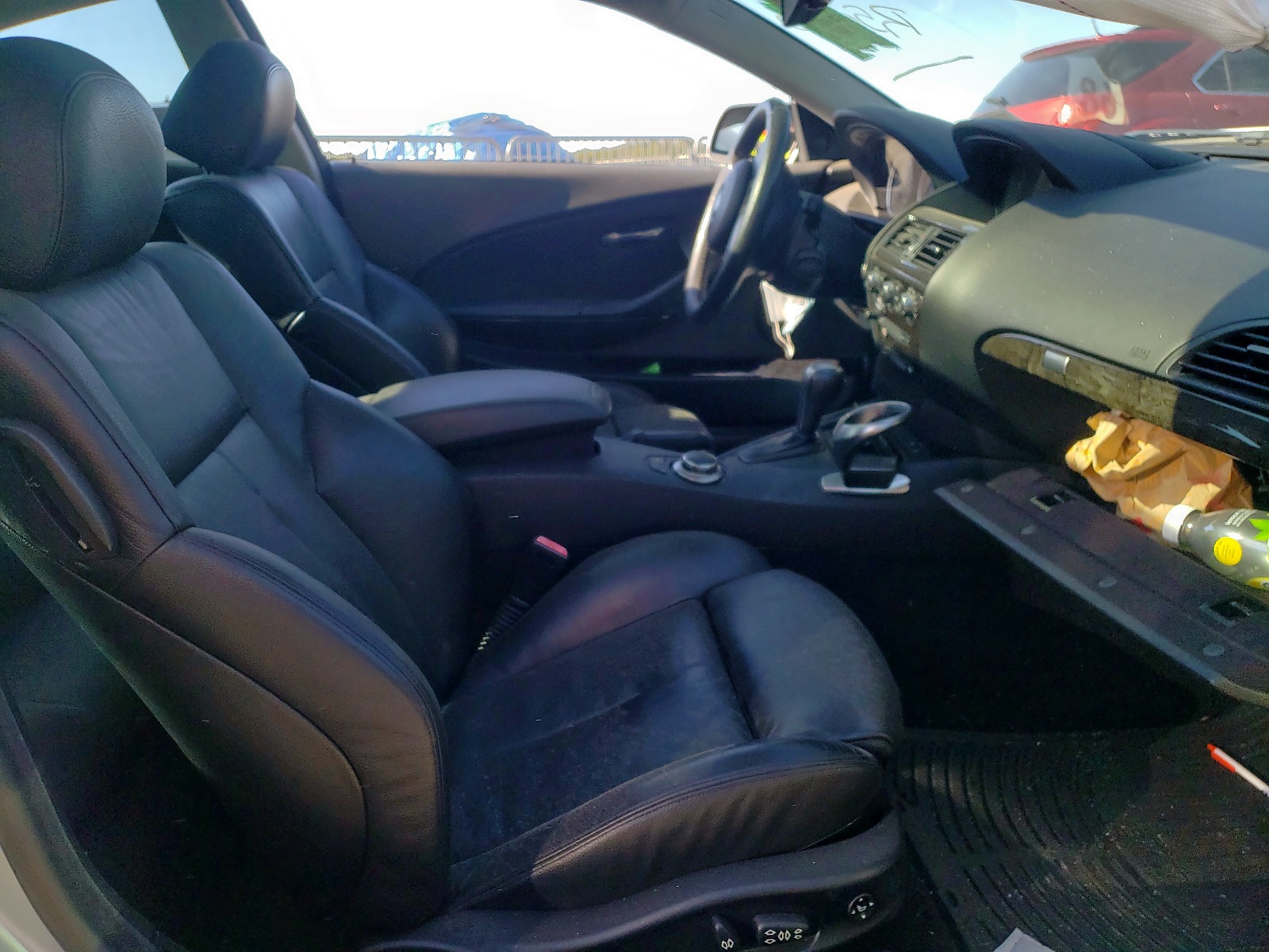 Photo 5 from auction – 2006 BMW 650 I with VIN WBAEH13456CR50880