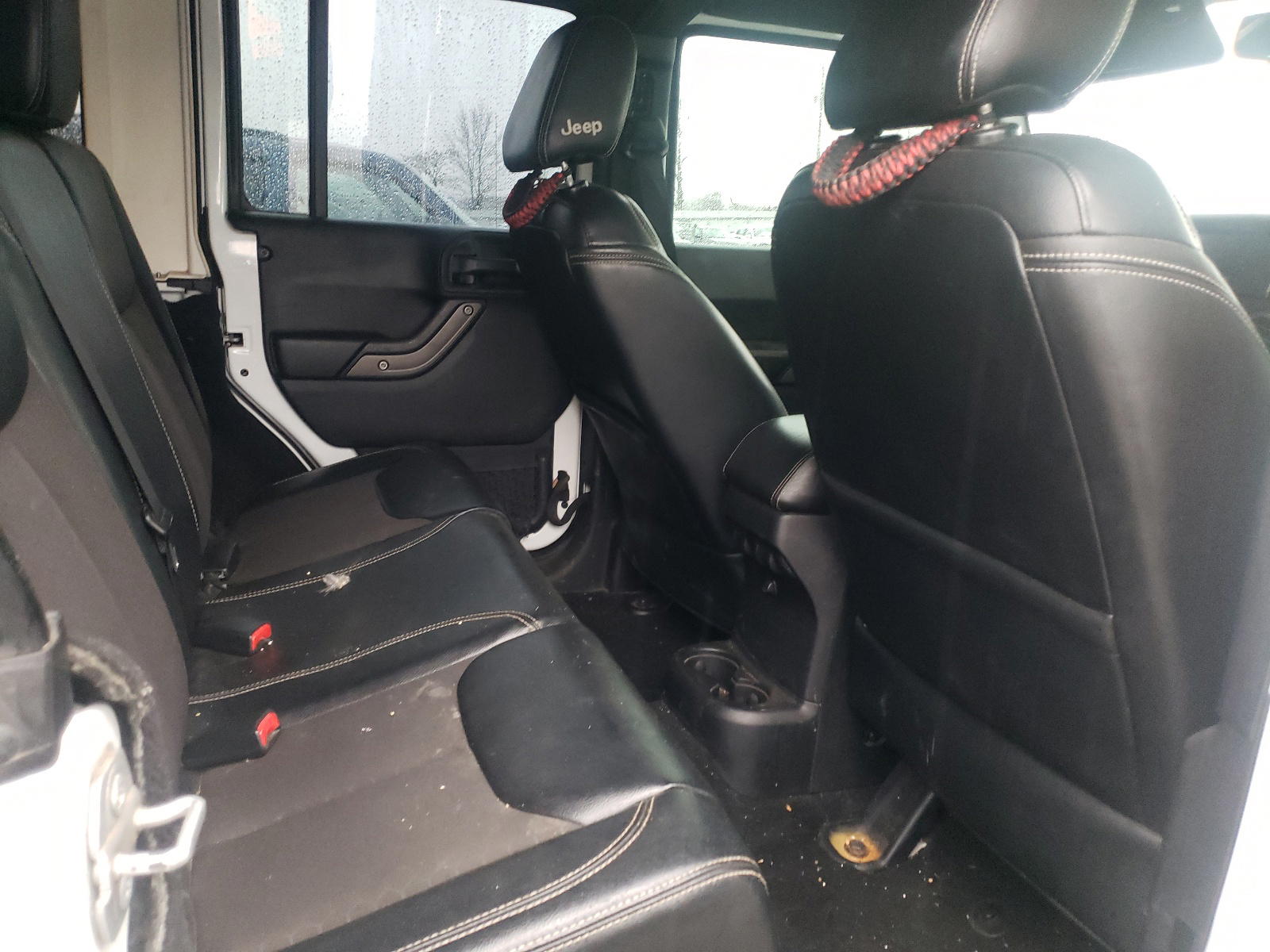 Photo 6 from auction – 2016 JEEP WRANGLER U with VIN 1C4BJWDG2GL181529
