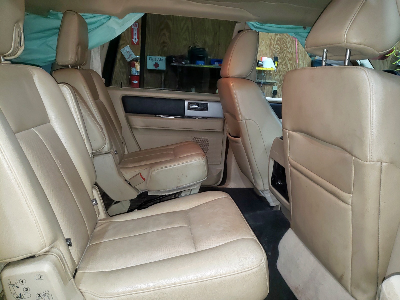 Photo 6 from auction – 2016 FORD EXPEDITION with VIN 1FMJK1JT7GEF20346