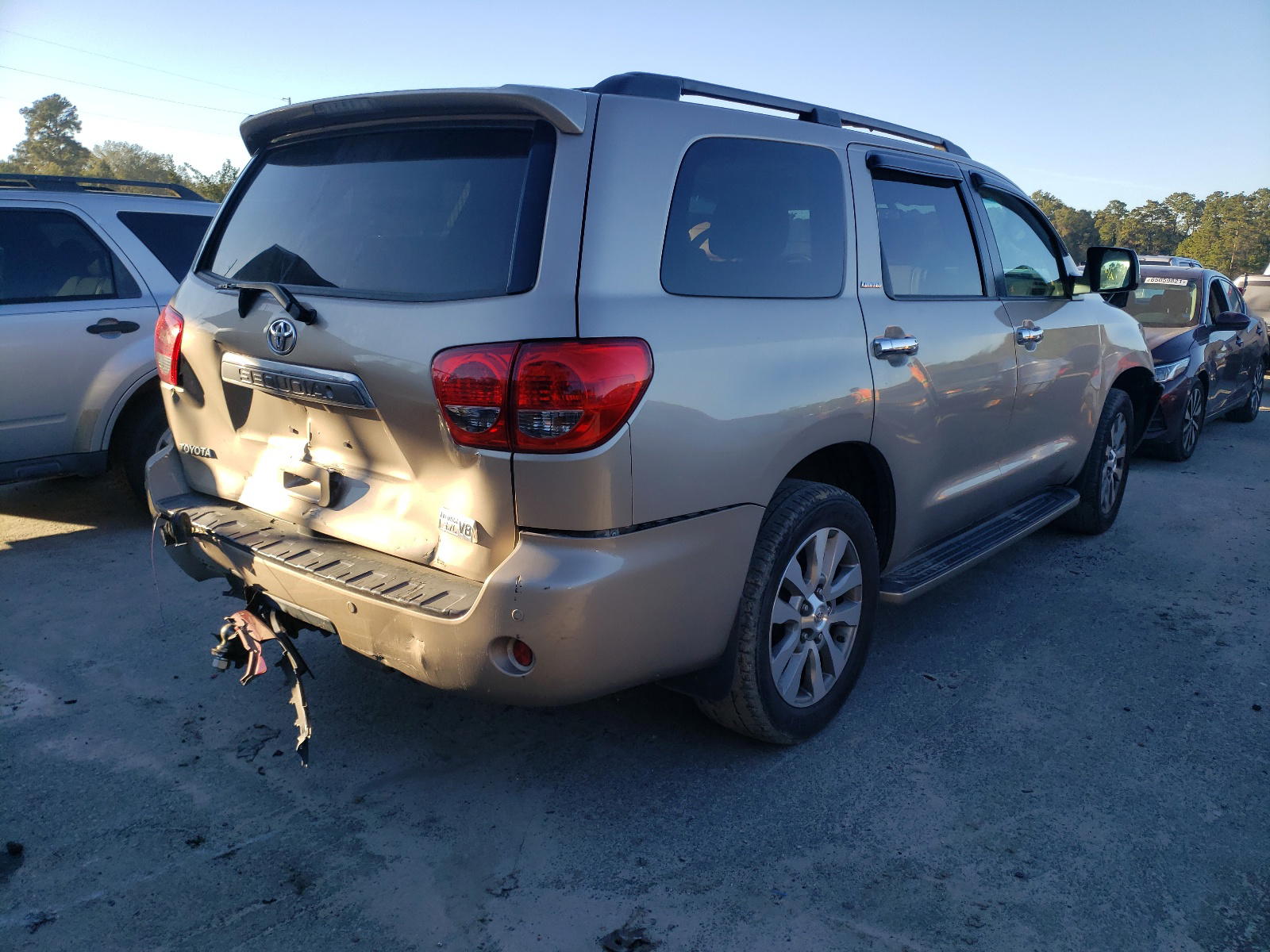 Photo 4 from auction – 2008 TOYOTA SEQUOIA LI with VIN 5TDBY68A98S006423