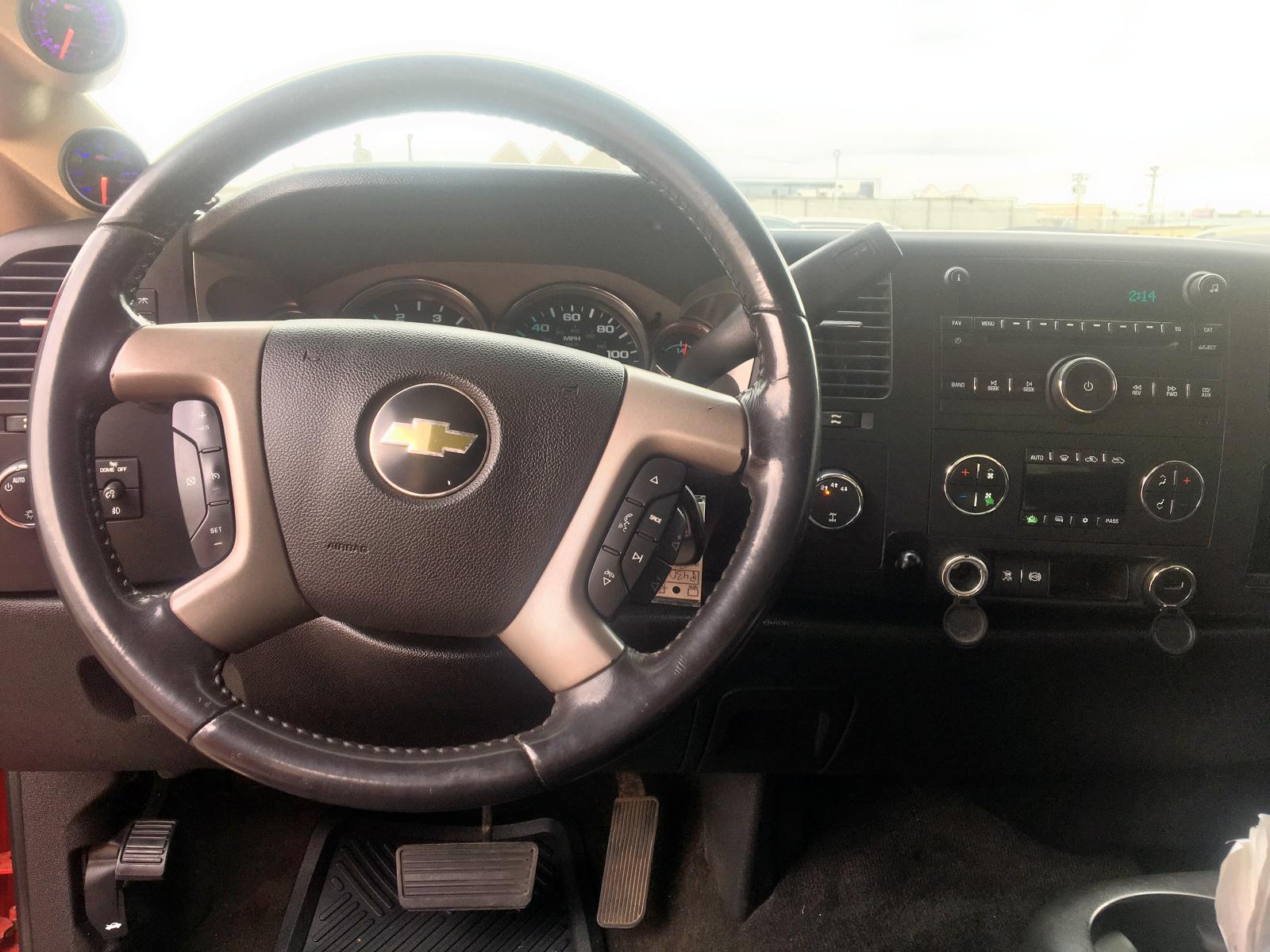 Photo 9 from auction – 2011 CHEVROLET SILVERADO with VIN 1GC4K0C8XBF153238