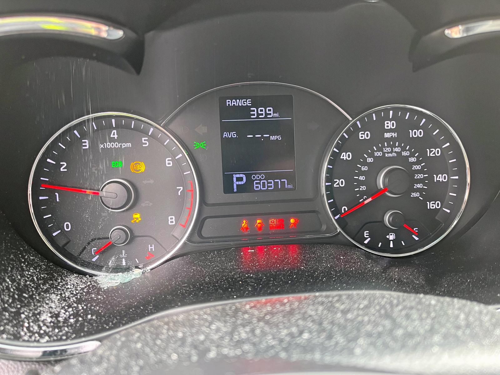 Photo 8 from auction – 2014 KIA FORTE LX with VIN KNAFK4A60E5178951