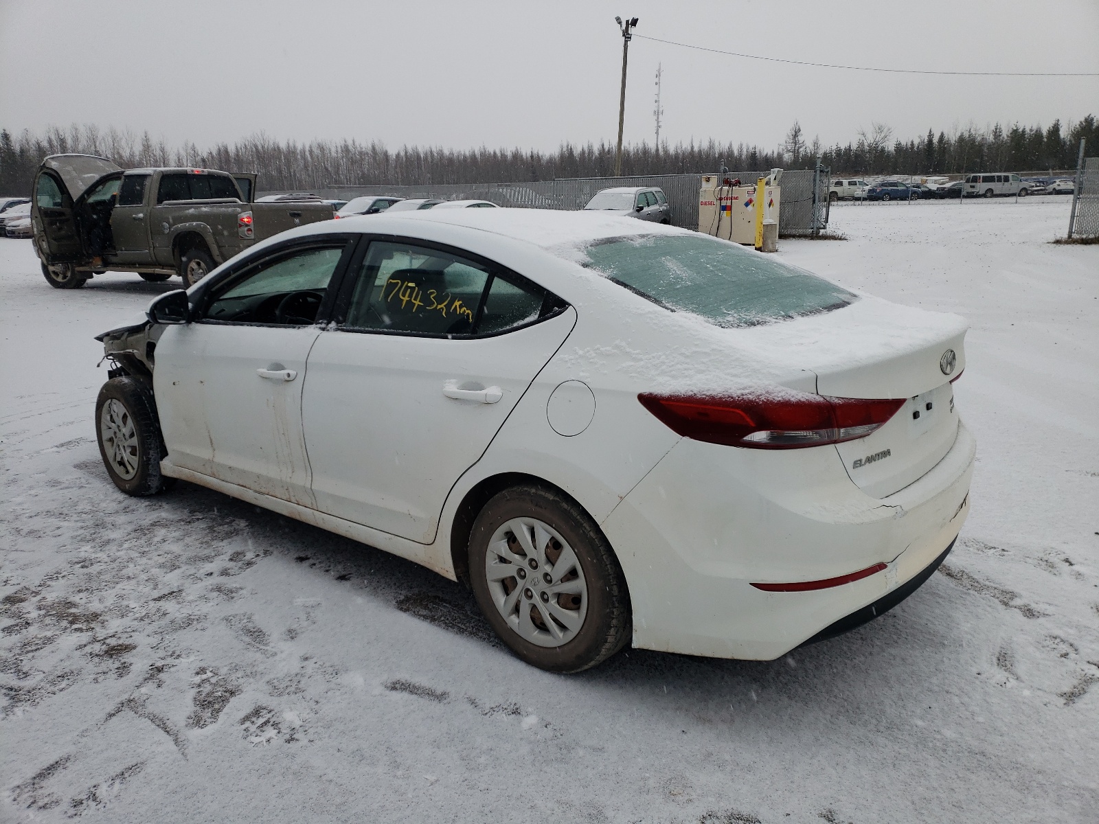 Photo 3 from auction – 2017 HYUNDAI ELANTRA SE with VIN 5NPD74LF0HH045720